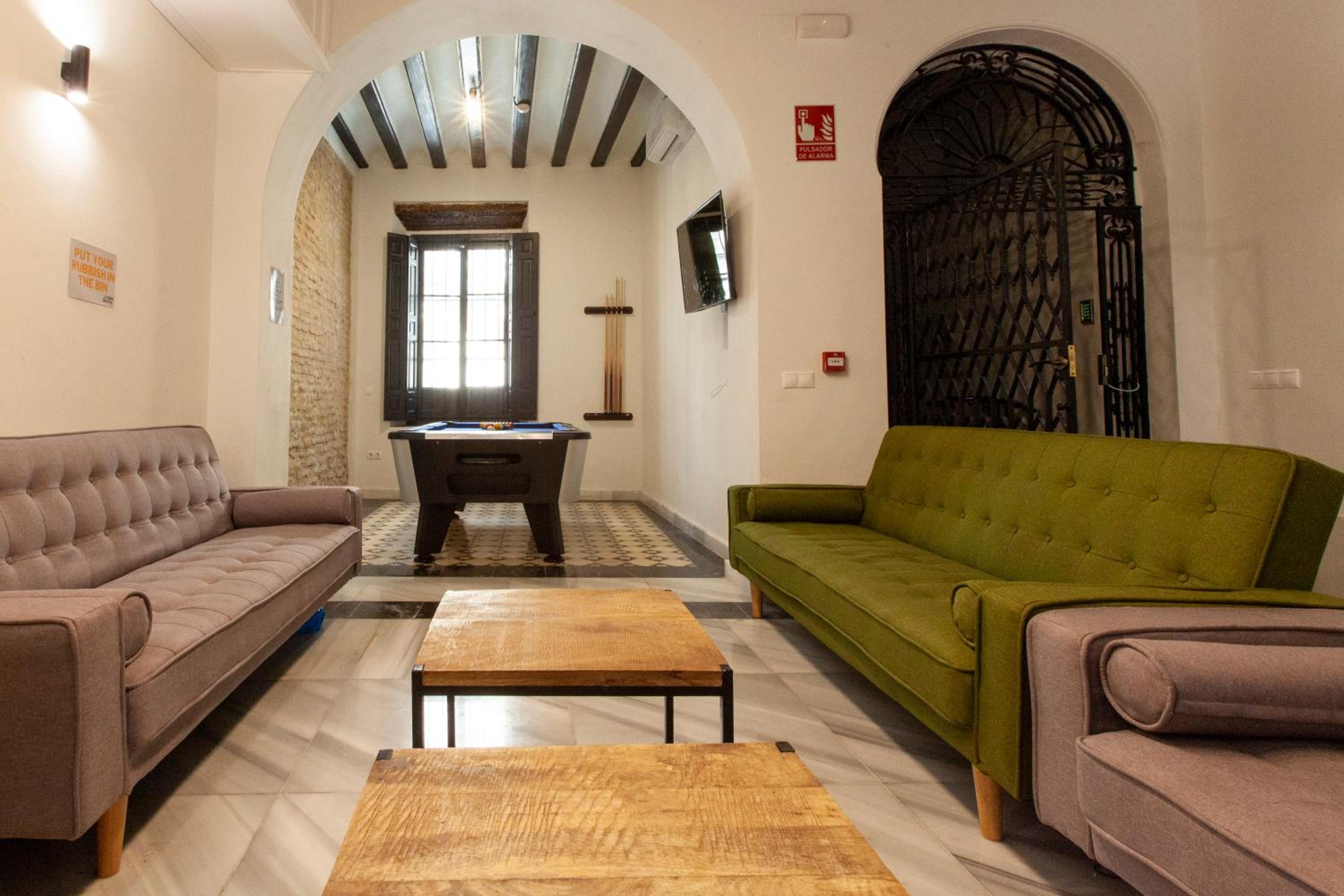Hostel Ibarra by Bossh! Hotels photo 2