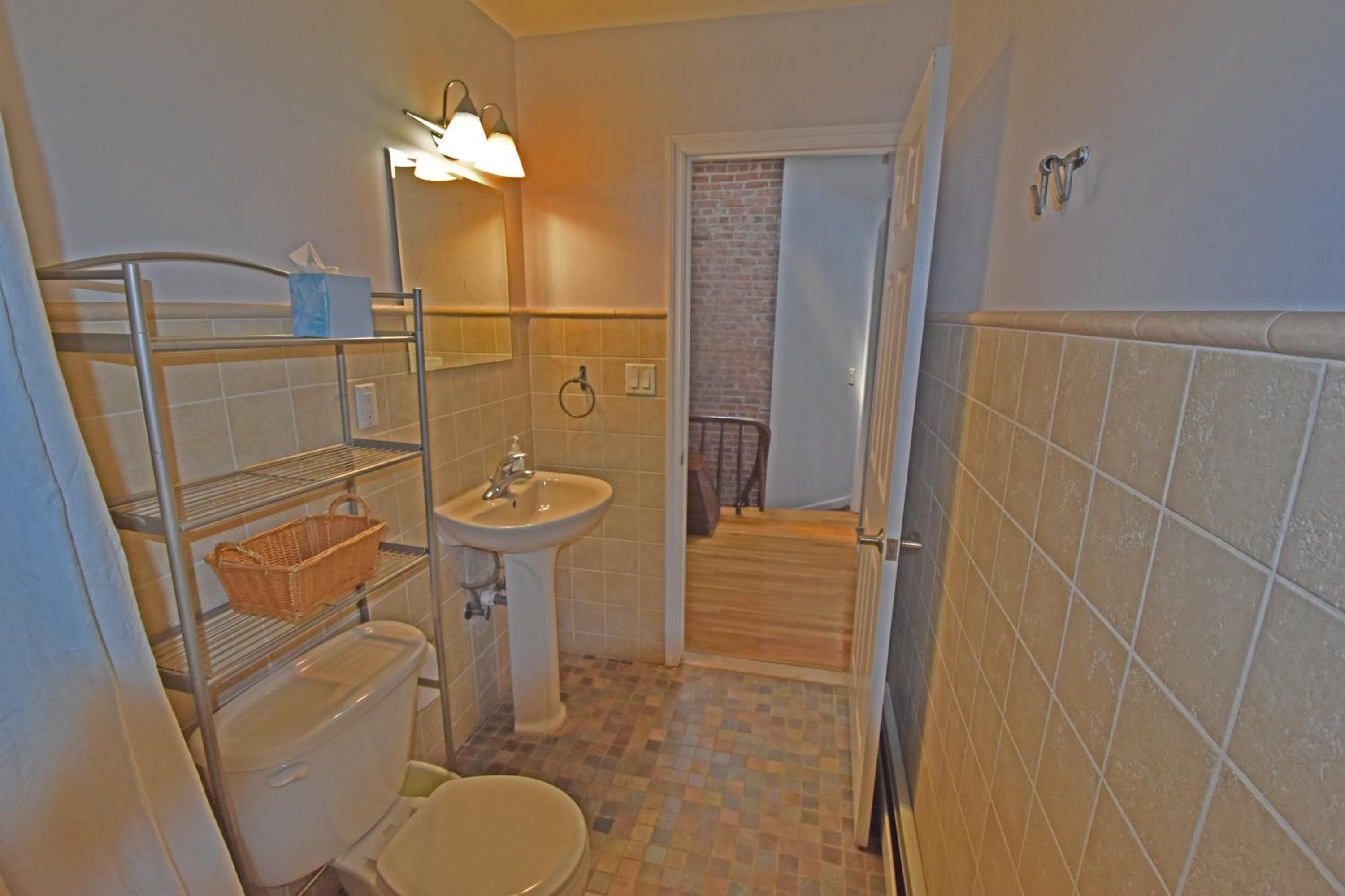 Photo 36