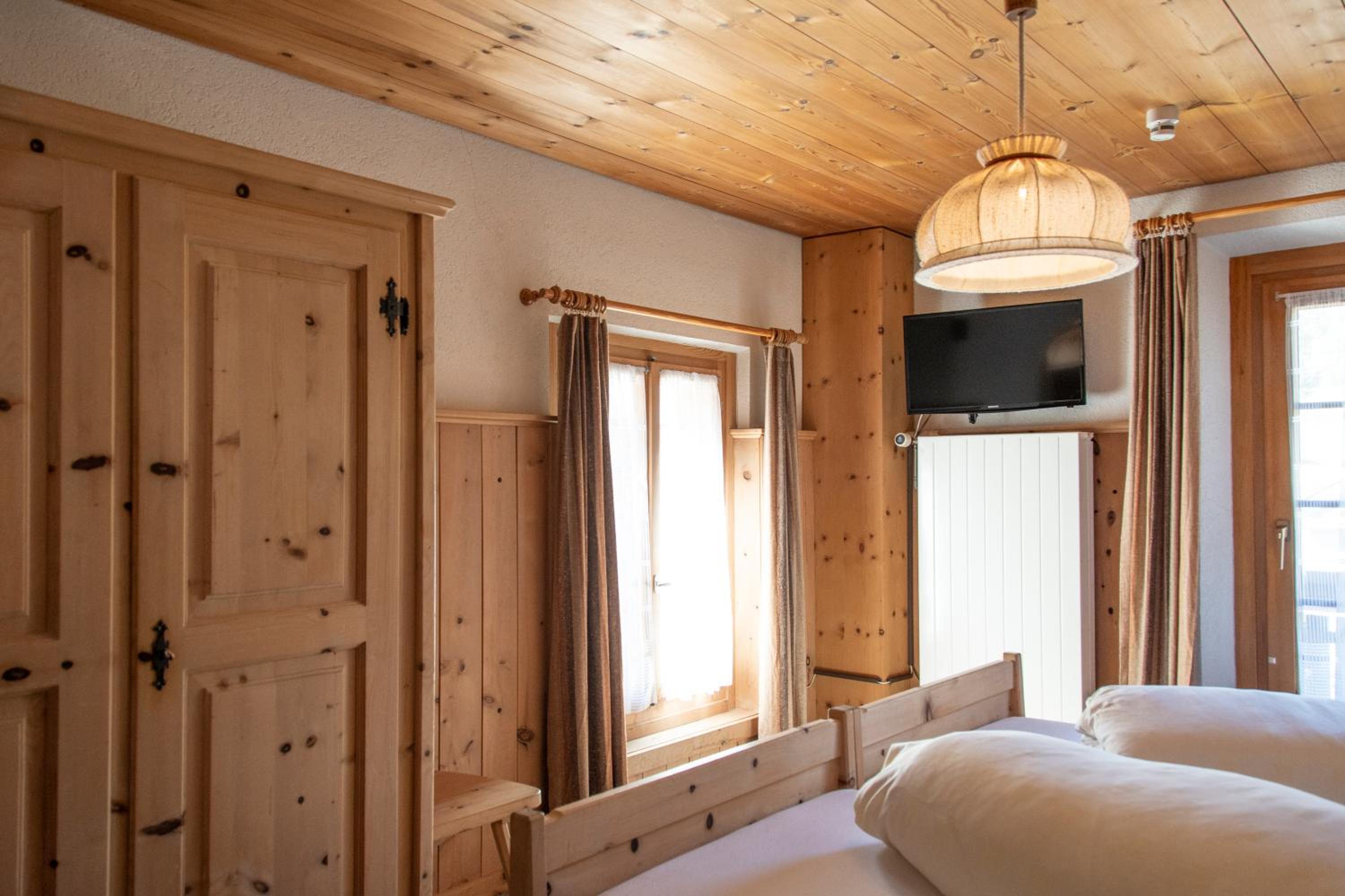Alpina Hotel-Apartments