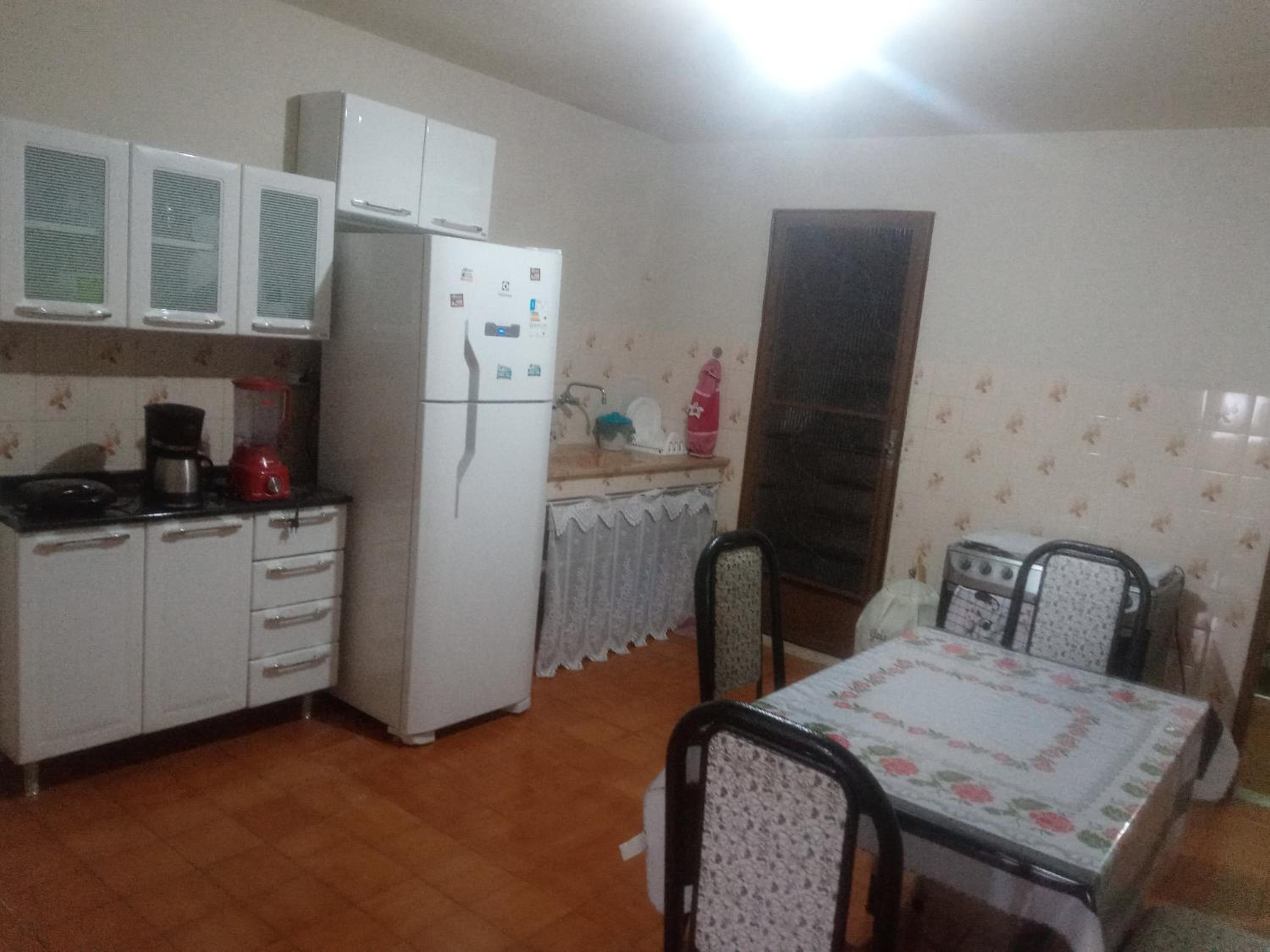Casa de temporada no centro de arraial do cabo