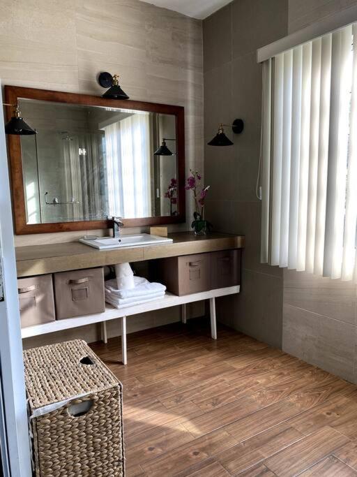 Casa confortable y espaciosa con alberca privada