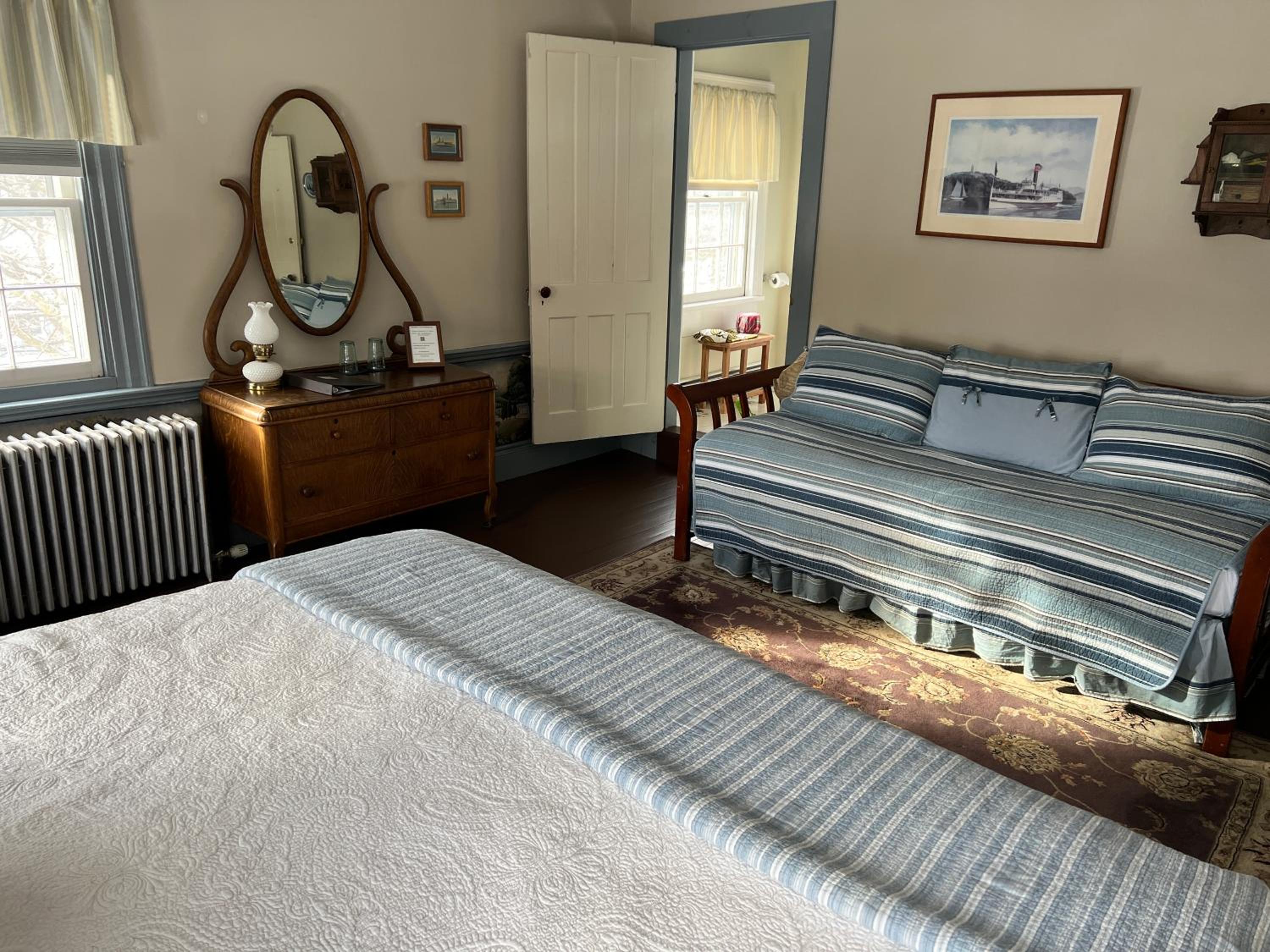 Shoreham Inn Bed & Breakfast