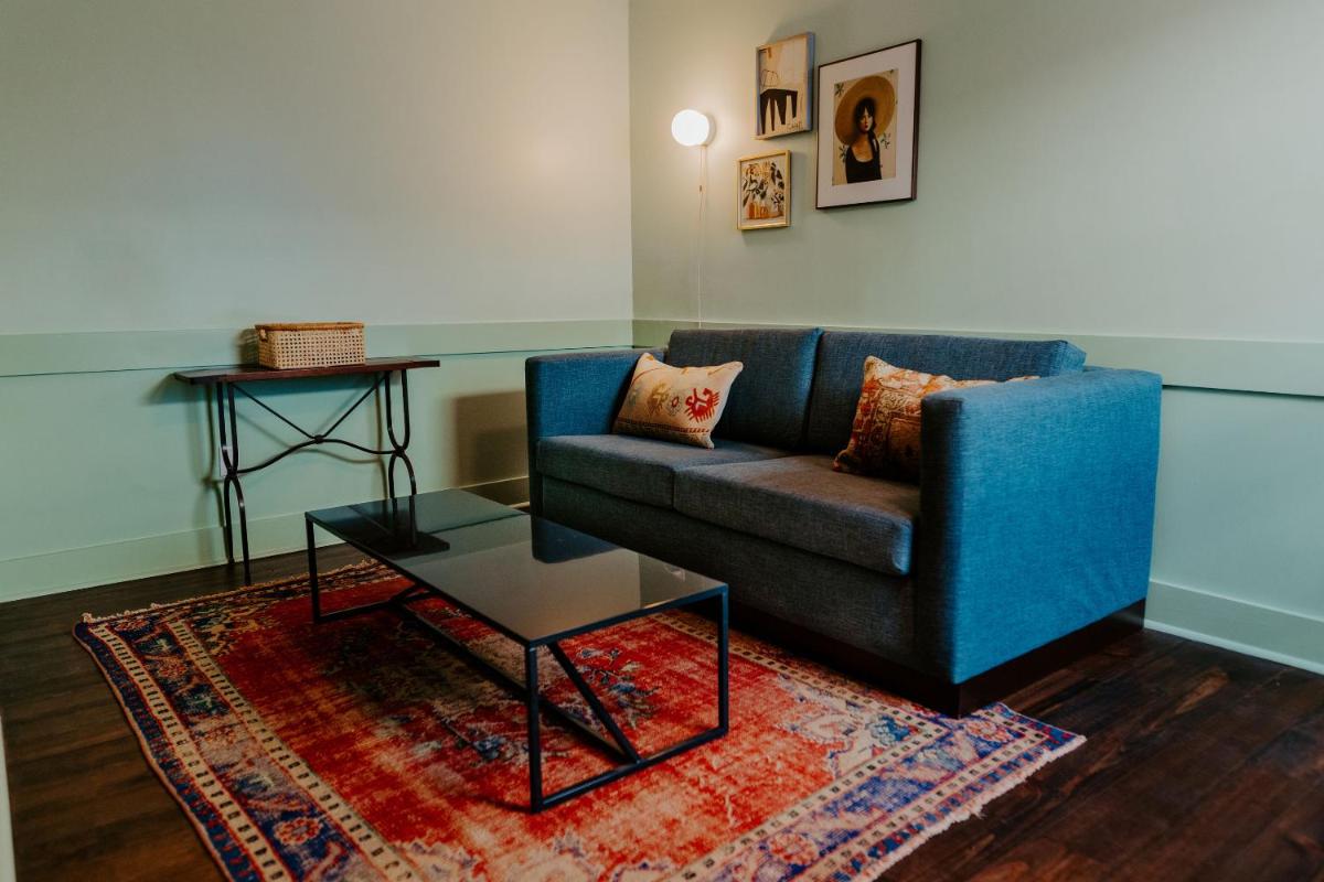 The Frenchmen New Orleans by Kasa Living 7