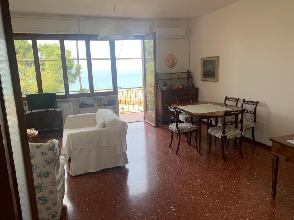 Vista mozzafiato sul mare!