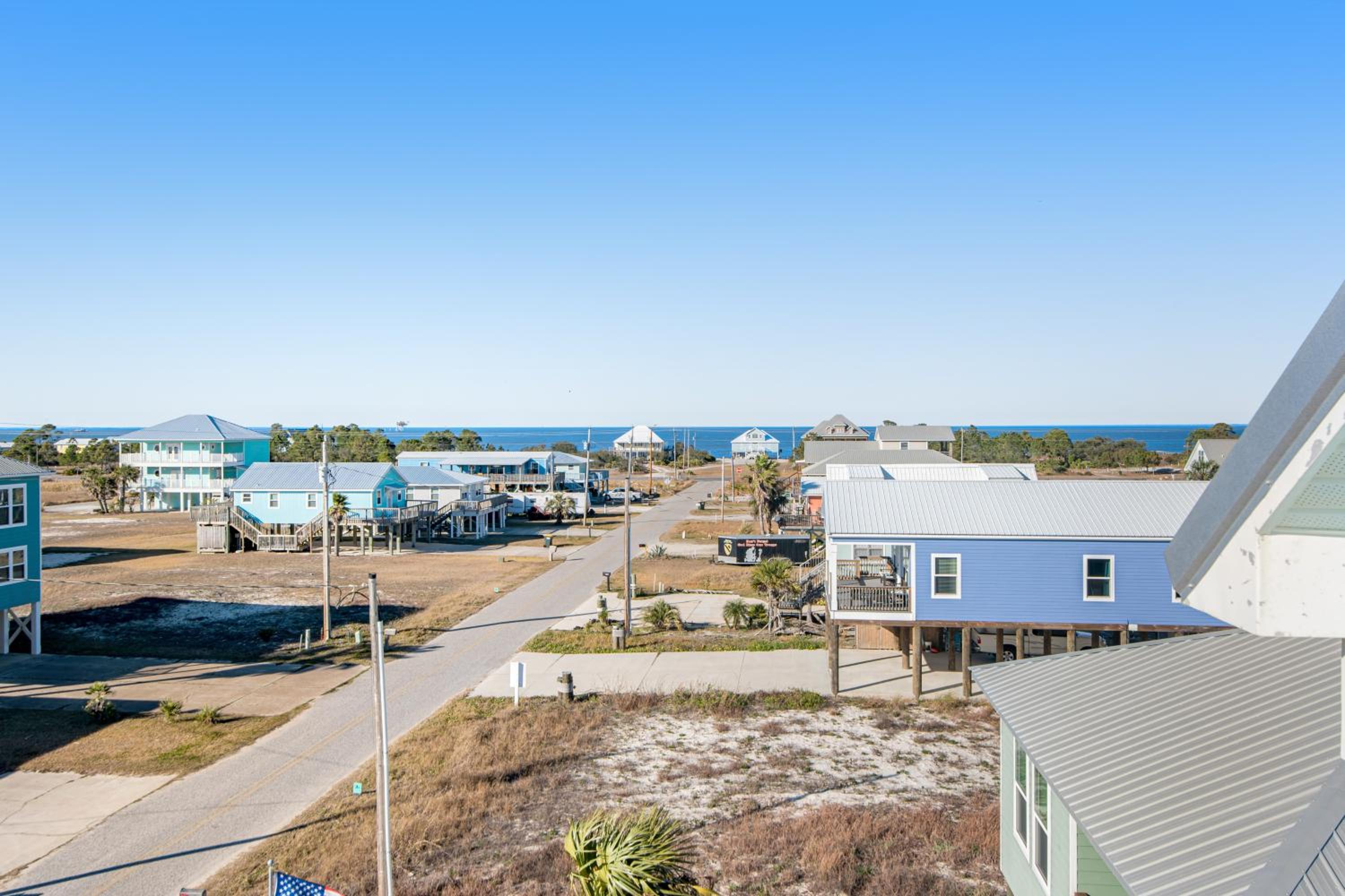 Dune Our Thing by Meyer Vacation Rentals view 3
