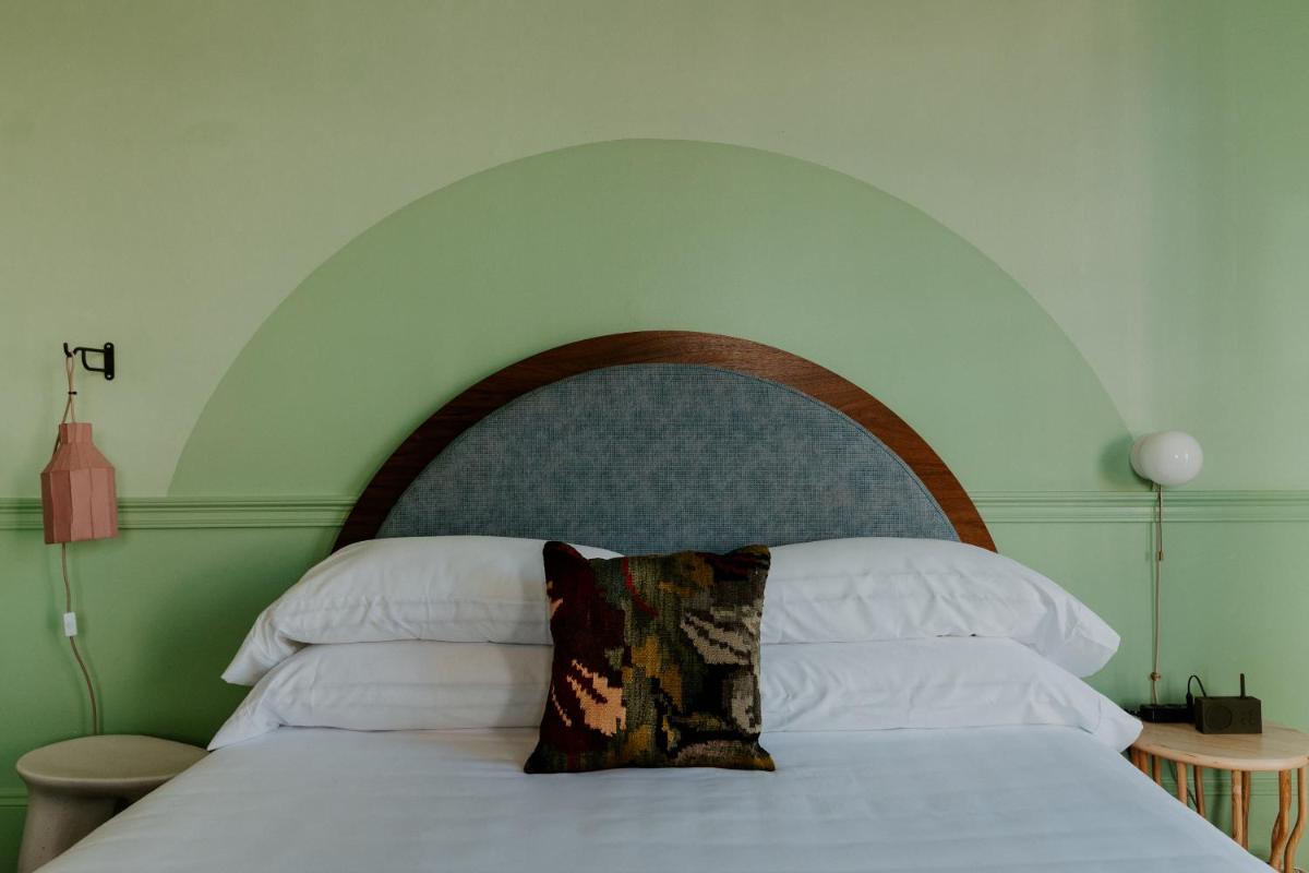 The Frenchmen New Orleans by Kasa Living 39
