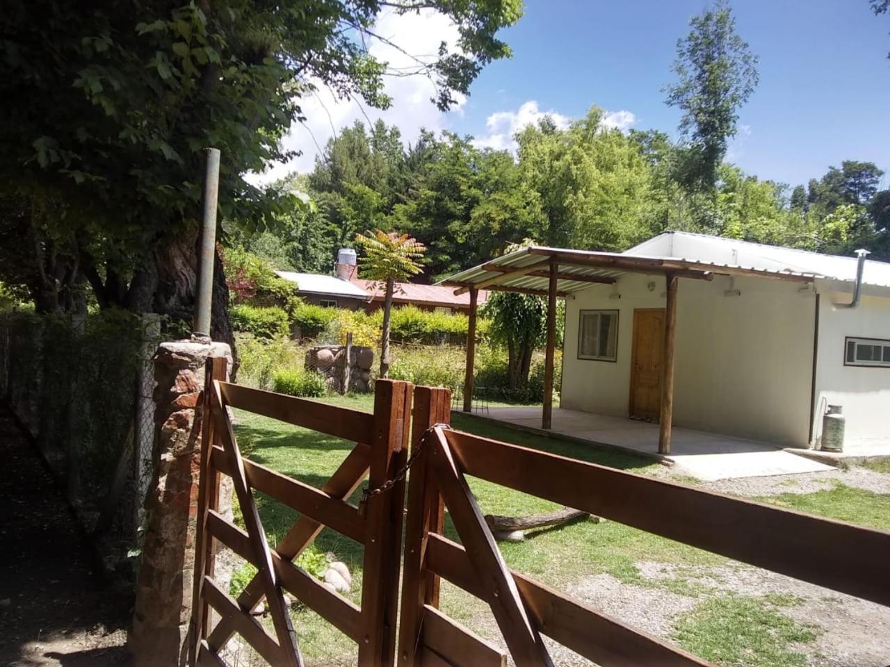 CABAÑA.Manzano histórico. Paz y montaña