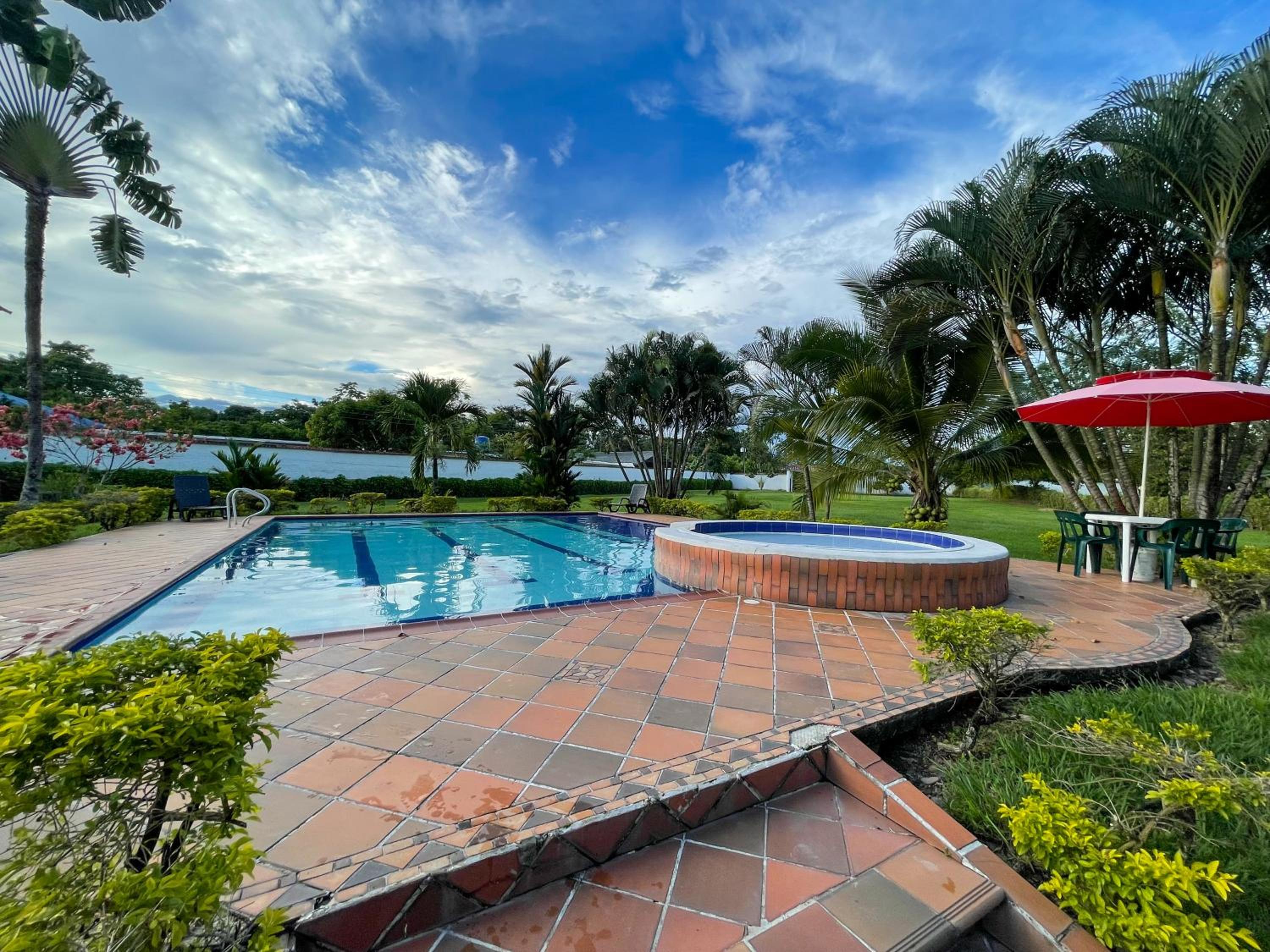 Finca Turística Villa Natasha - Casa Campestre y Cabañas Villavicencio