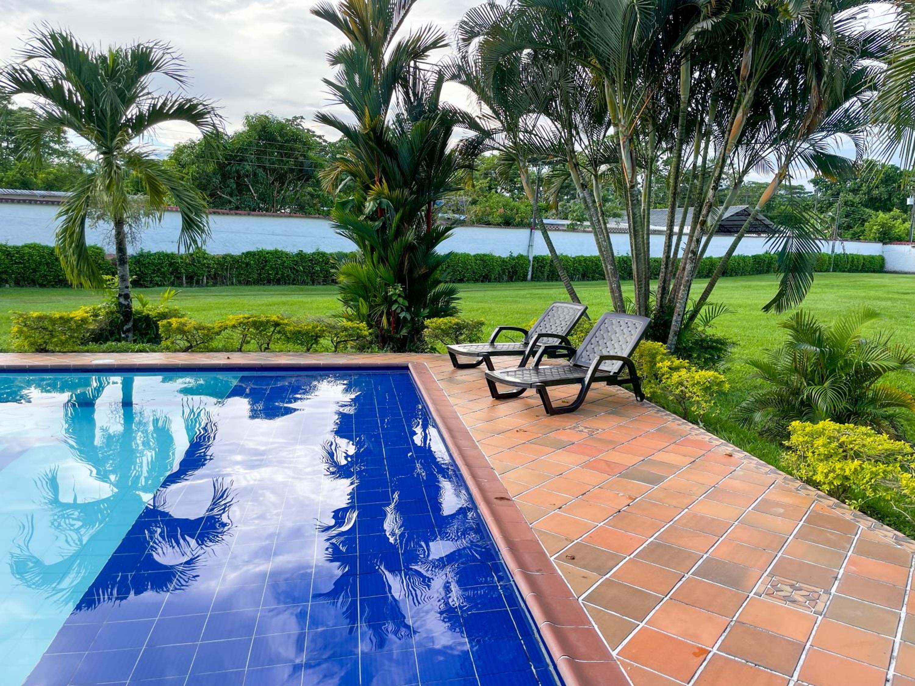 Finca Turística Villa Natasha - Casa Campestre y Cabañas Villavicencio