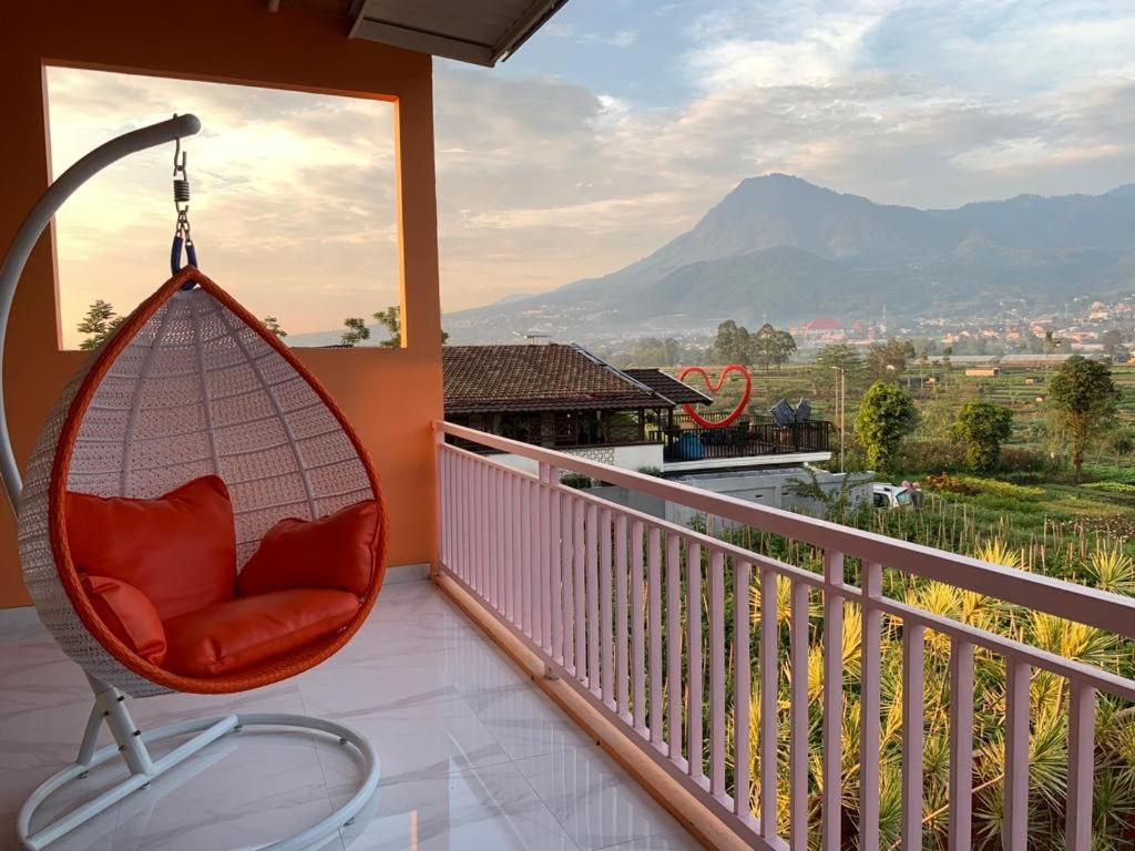Villa Montebello Batu view 2