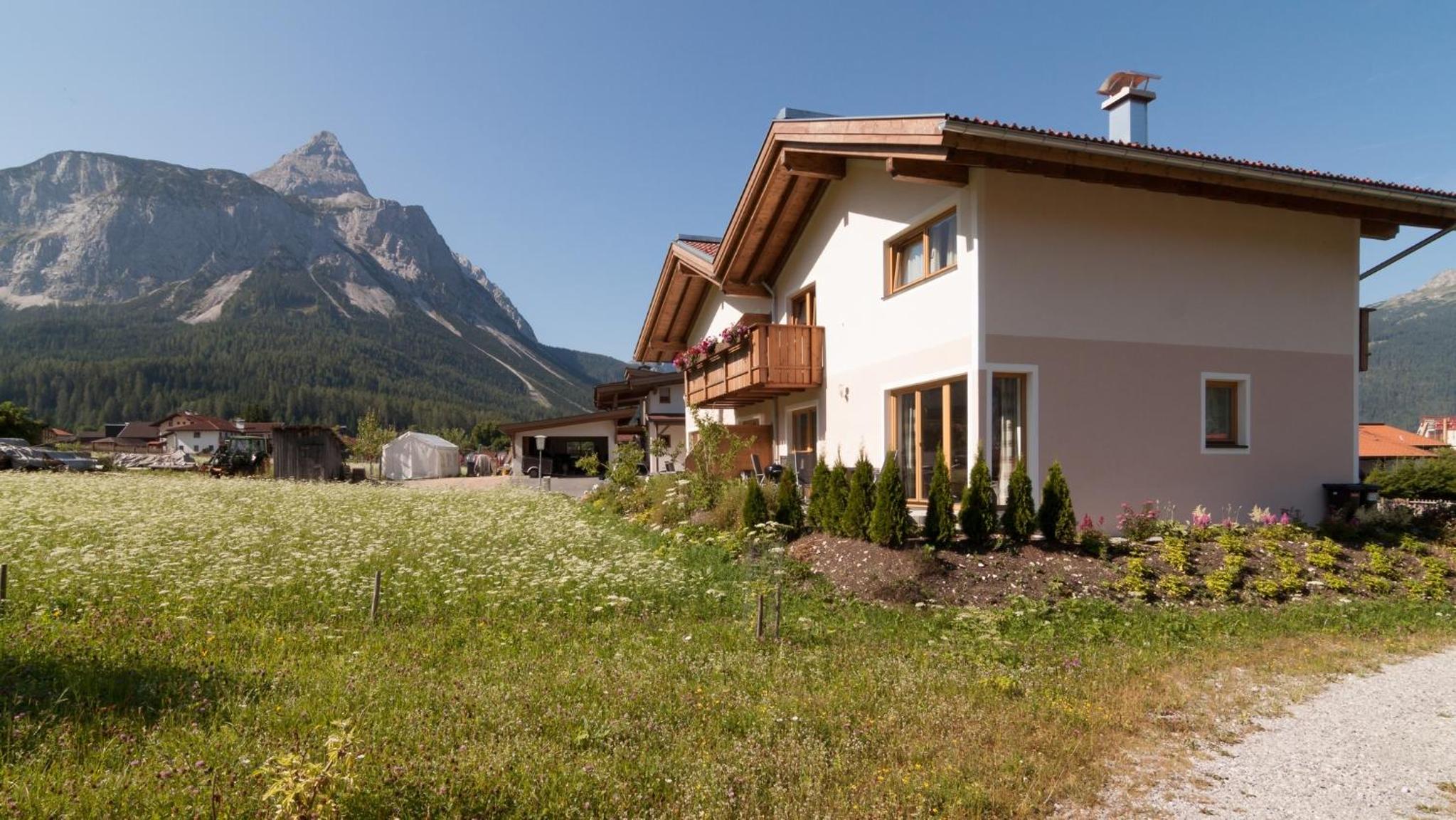 Chalet Melodie view 3