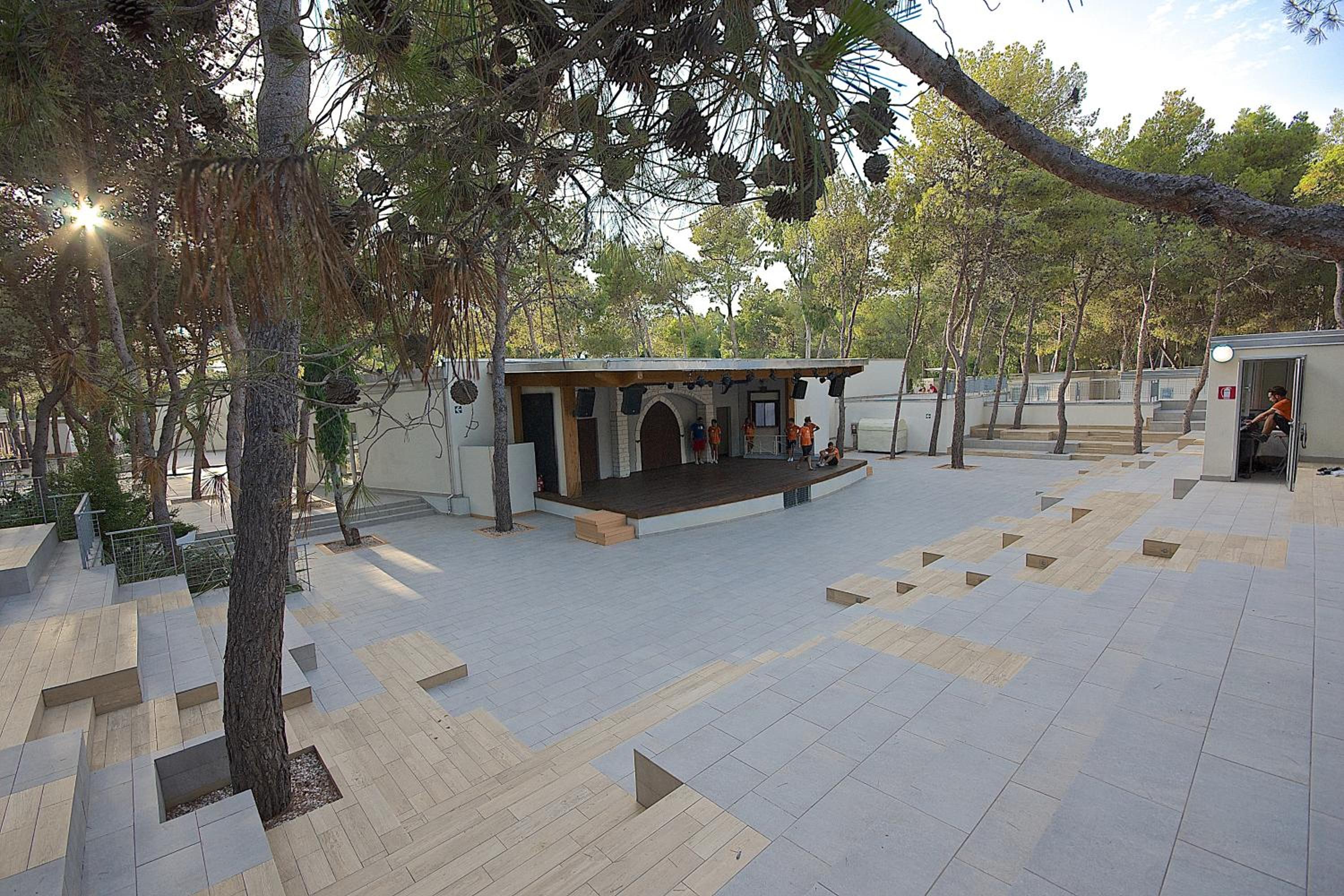 Sira Resort