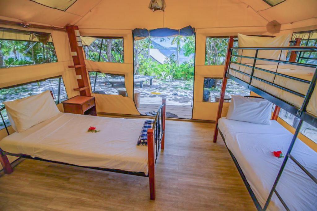 Barefoot Kuata Island Resort