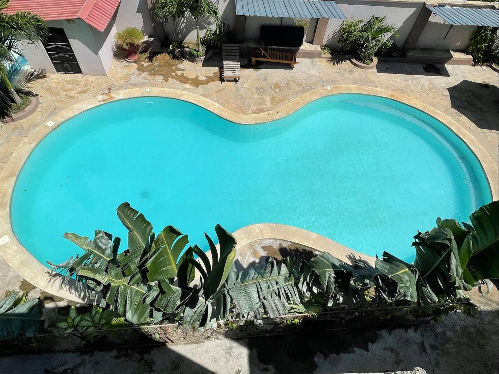 Mudzini gardens - Luxury villa with a pool view 5