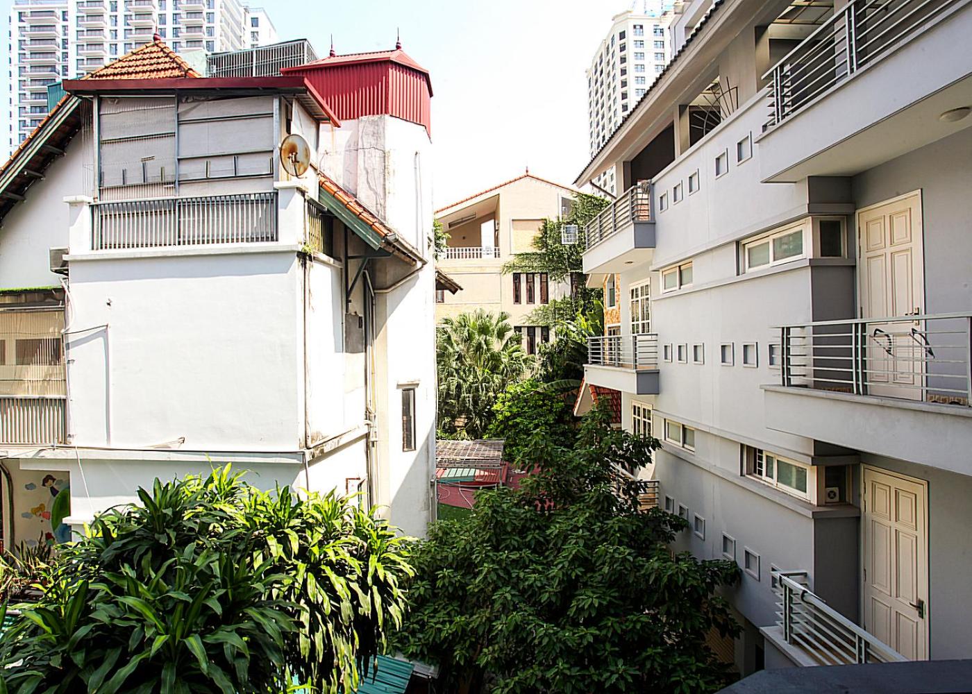Hanoi Home 3 - Luxury Apartment in Tay Ho street
