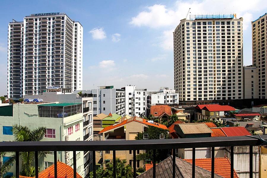 Hanoi Home 3 - Luxury Apartment in Tay Ho street