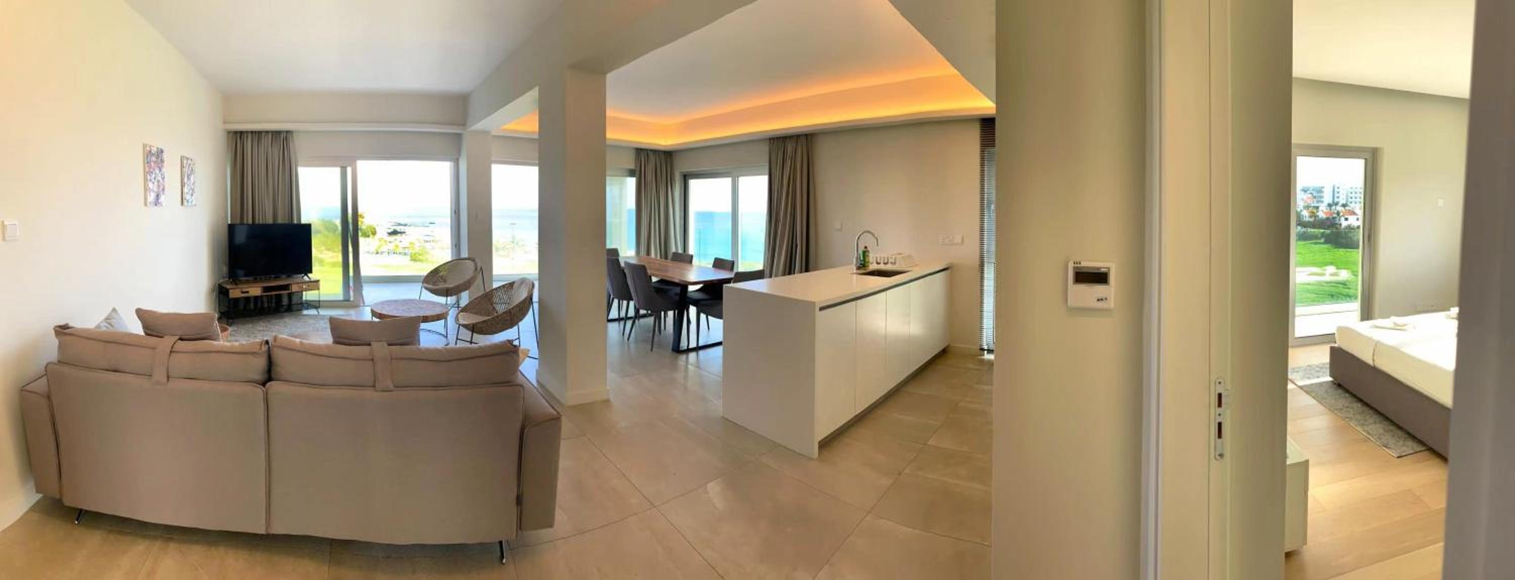 Emerald Suites