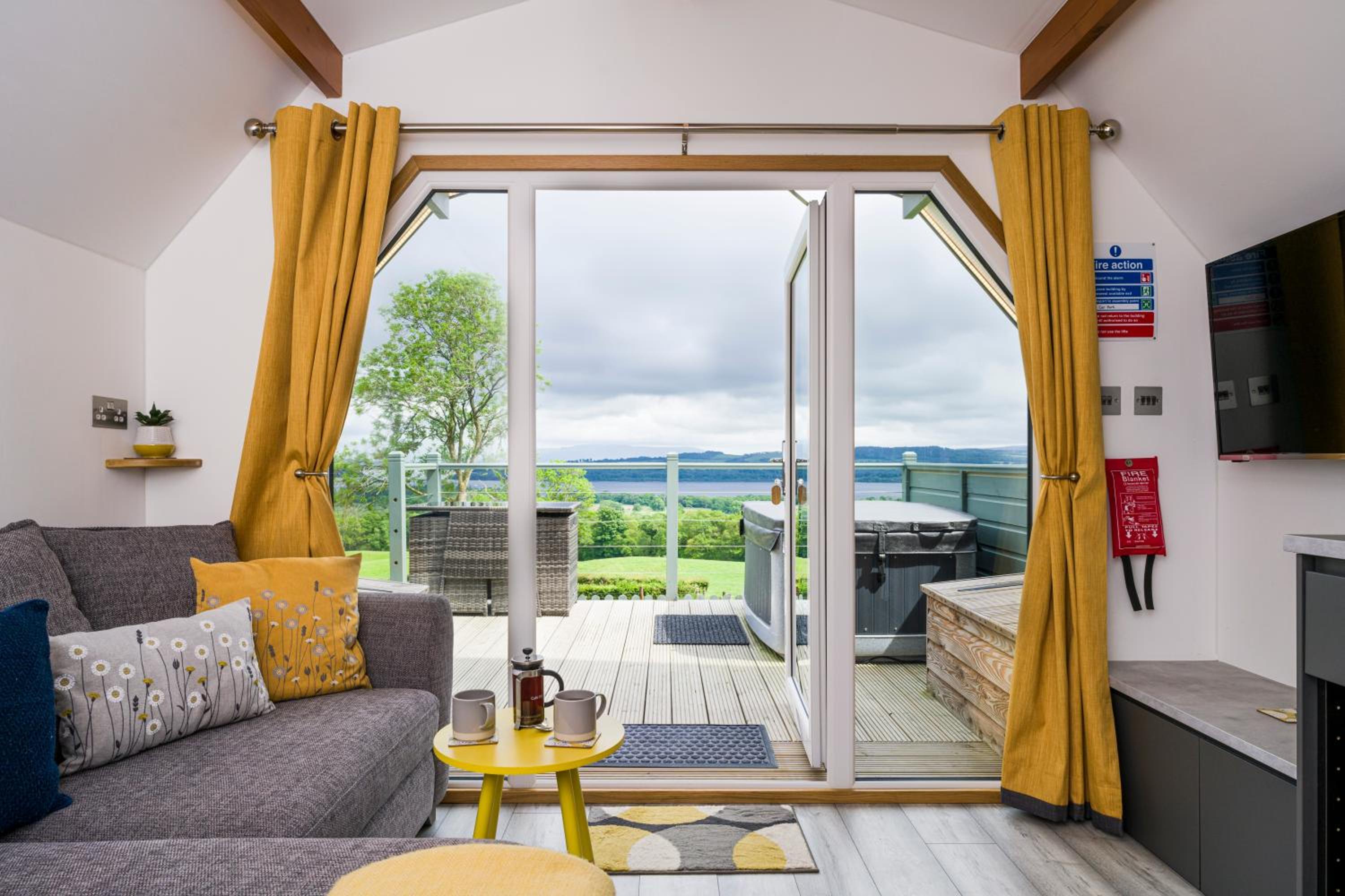 Bonnie Barns - Adults Only Luxury Lodges with hot tubs