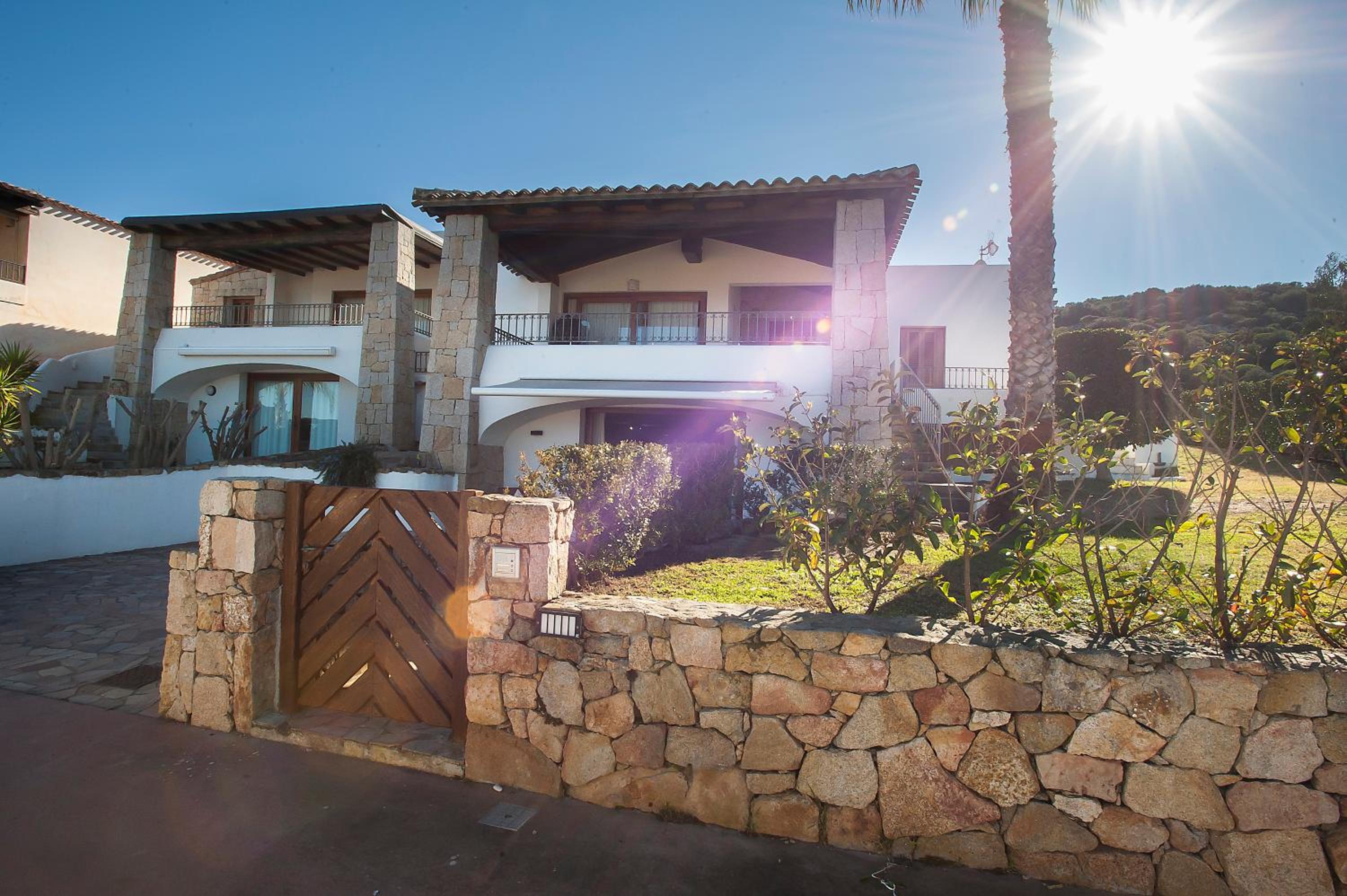 Hotel Villa Isuledda Lux - Image 1