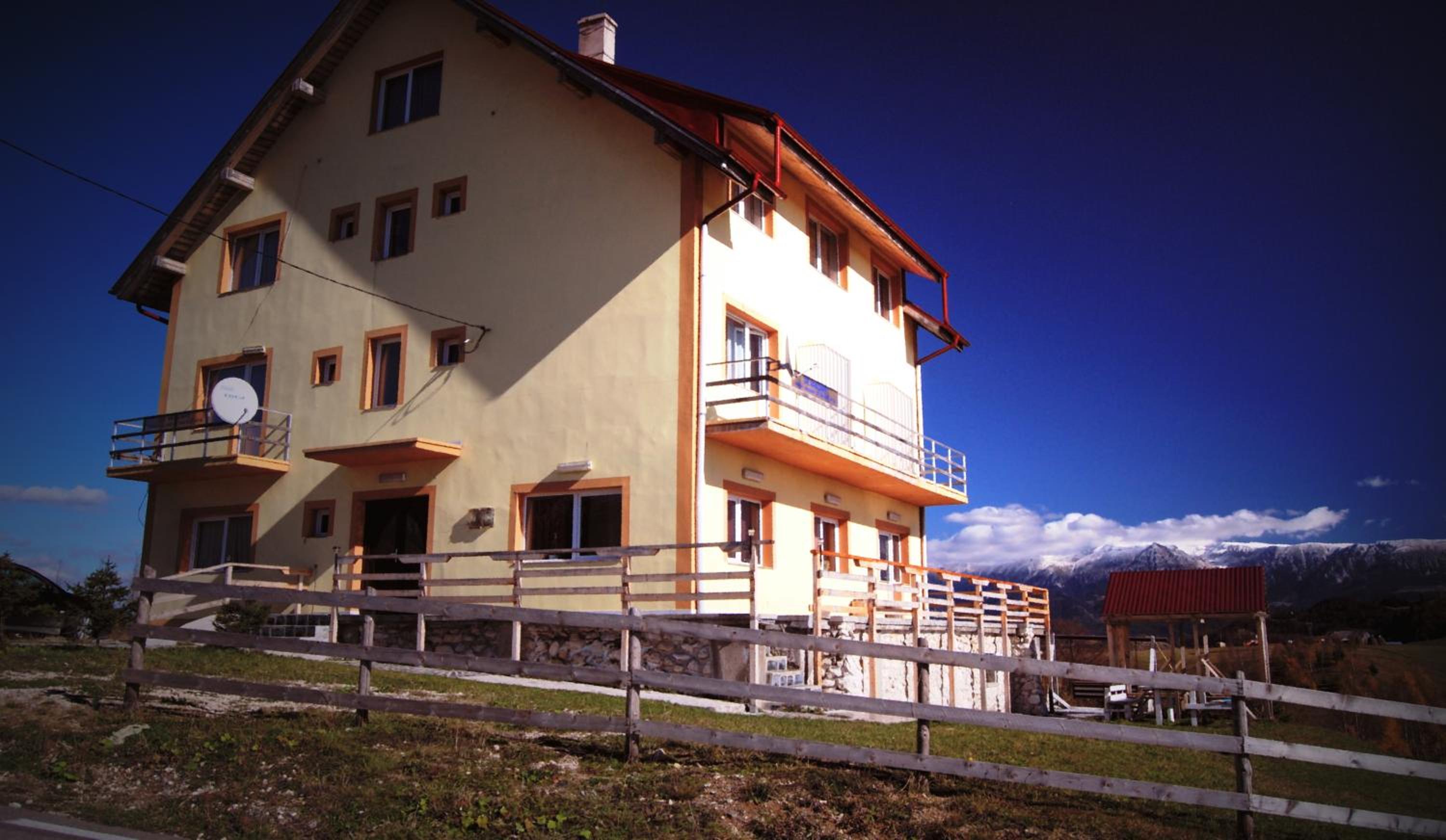 Pensiunea Pui de Urs Sirnea view 5