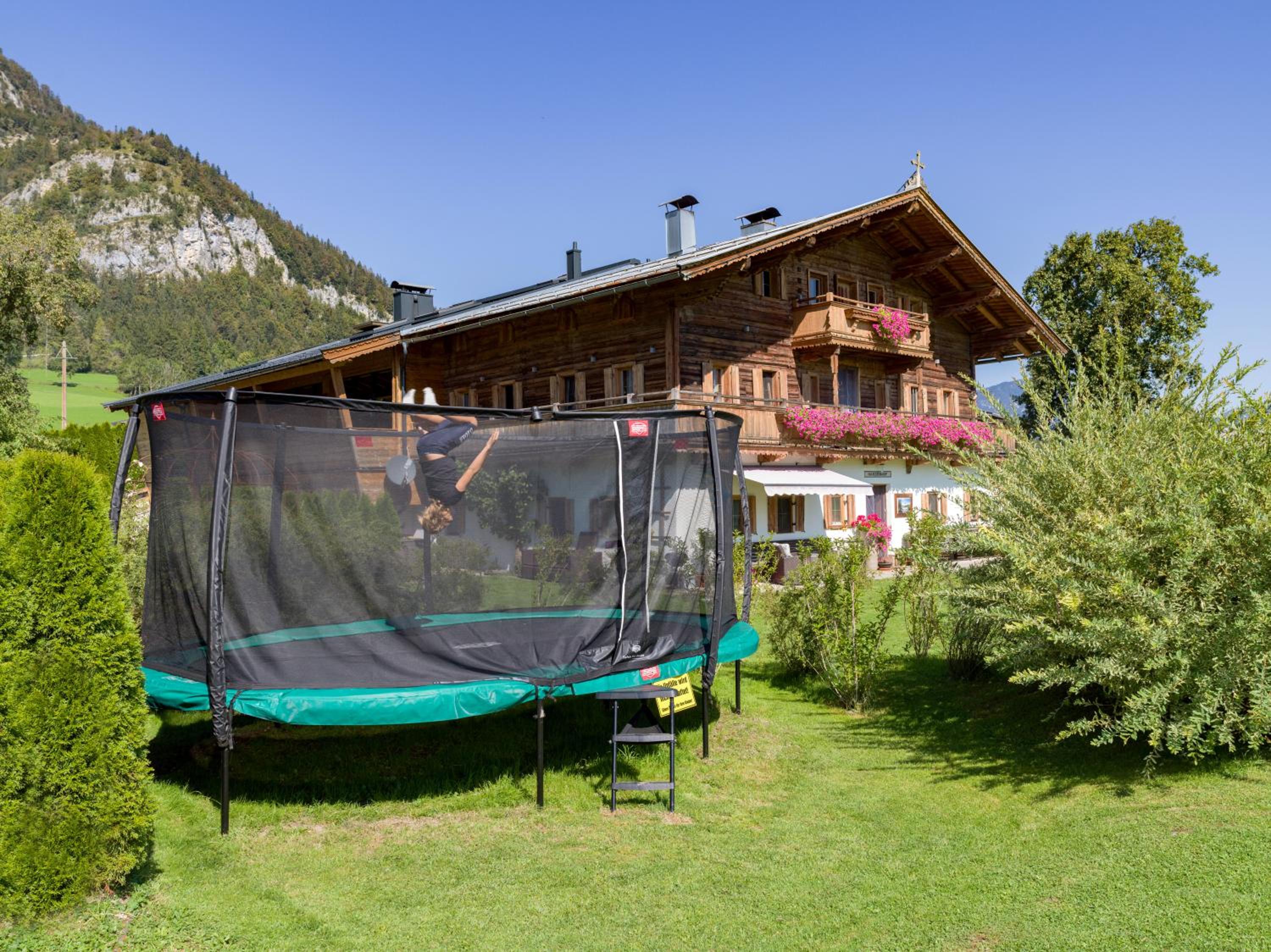 Narzenhof Wellness Chalets, Familien & Luxus Apartments am Bauernhof