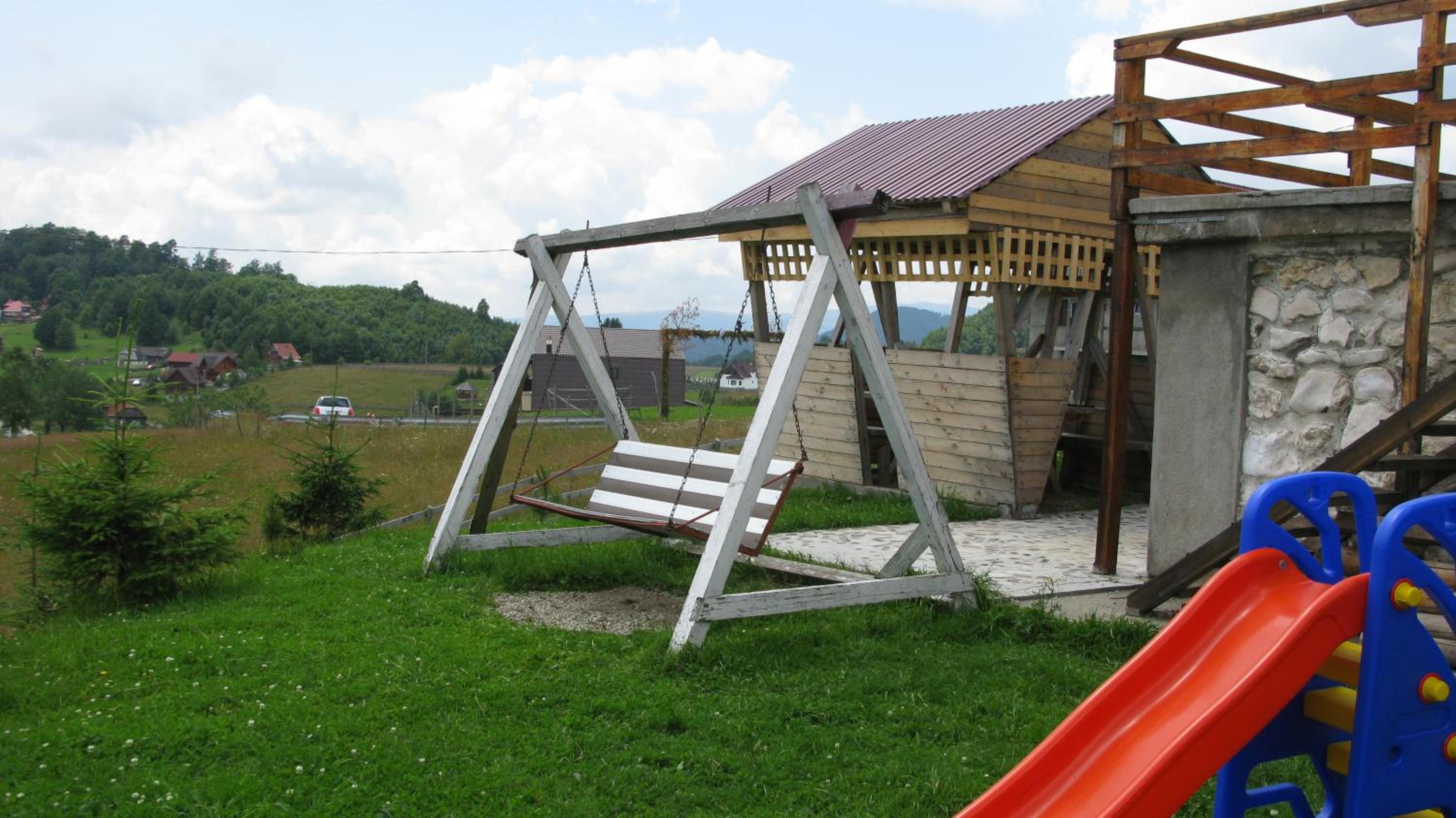 Pensiunea Pui de Urs Sirnea view 3