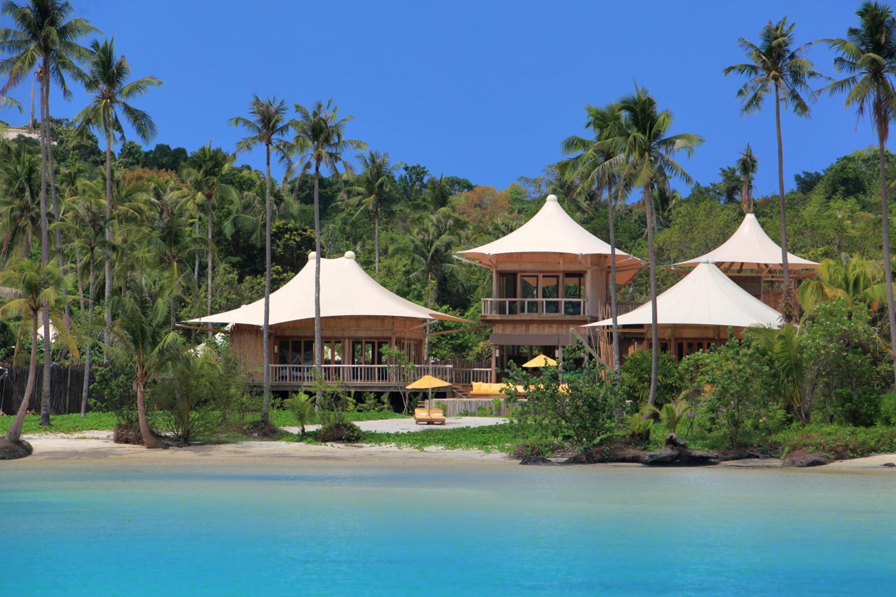 Hotel Soneva Kiri - Image 1