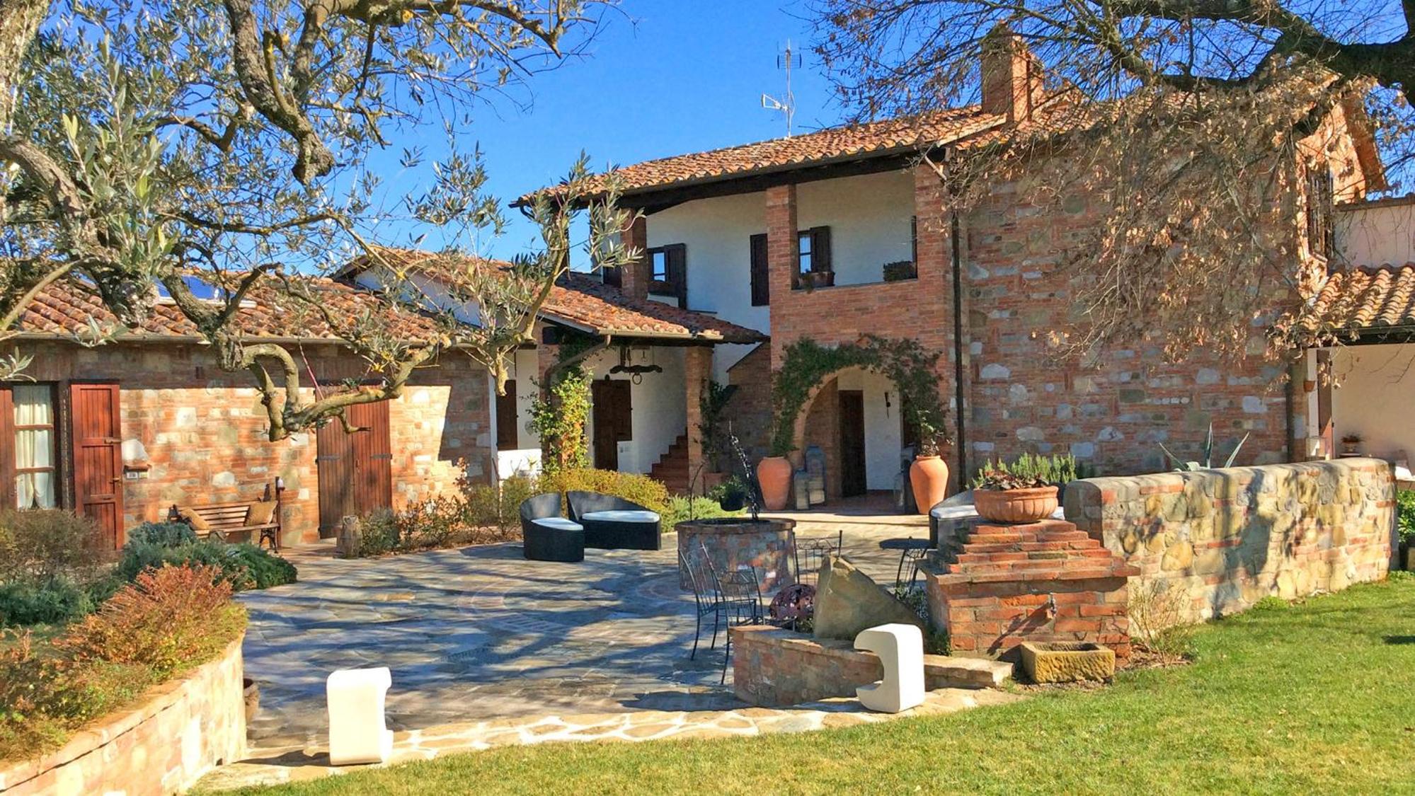 CASALE BELLA VITA 8&4, Emma Villas view 5