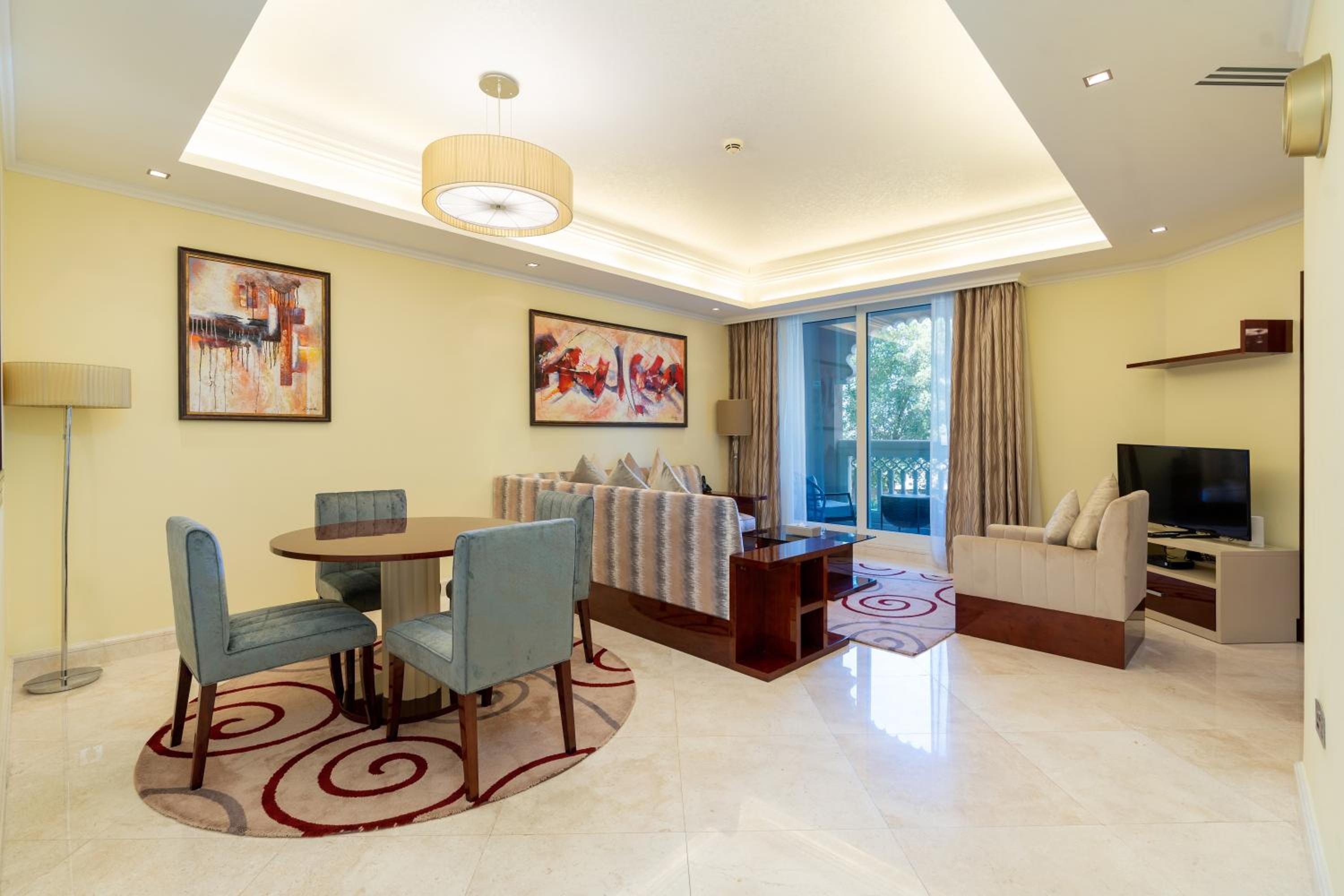 Royal Club By RVHR, Grandeur Residence Crescent Palm Jumeirah