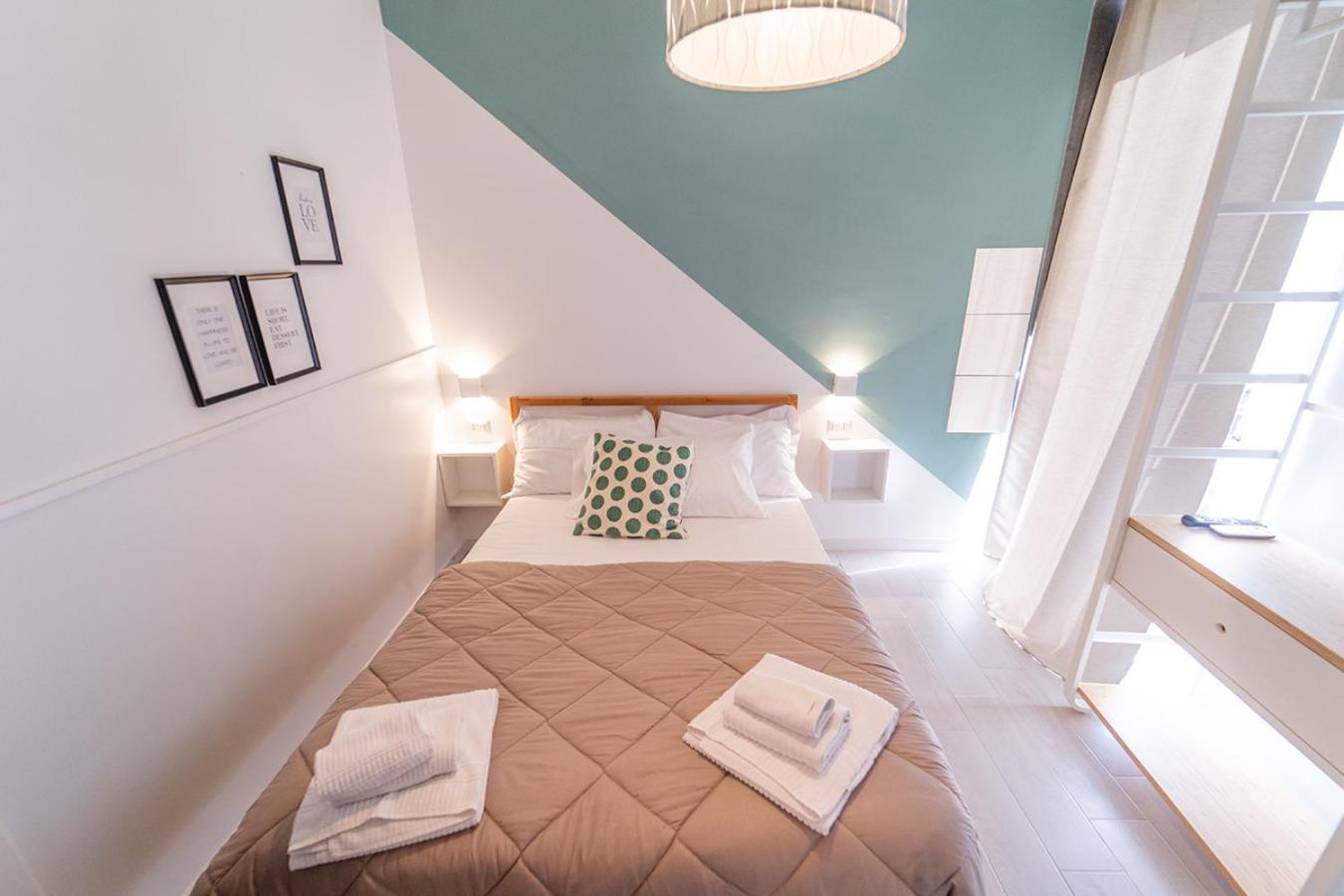 PC Boutique H, Sea View by ClaPa group