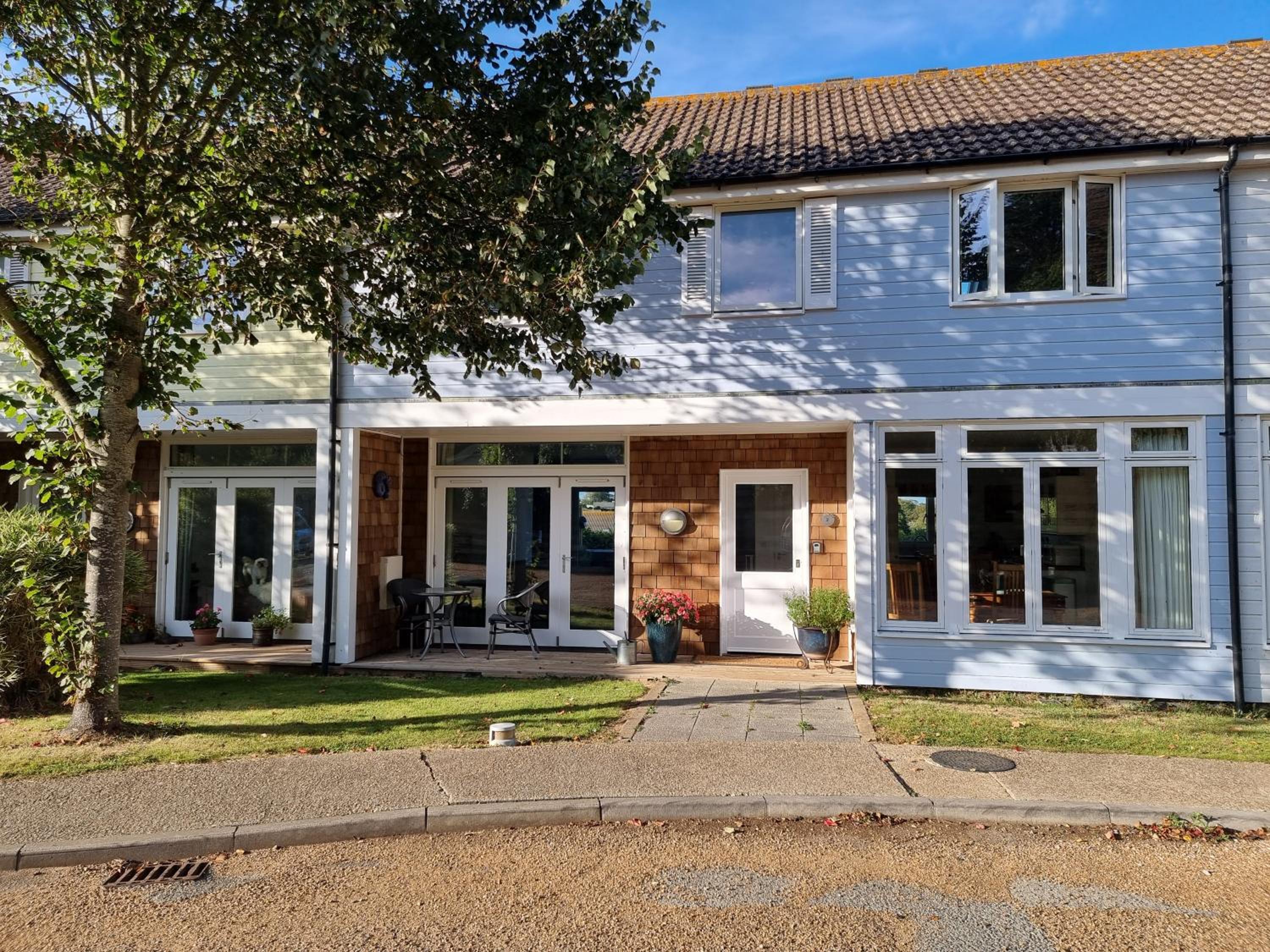 West Bay Cottages Yarmouth Isle of Wight view 5