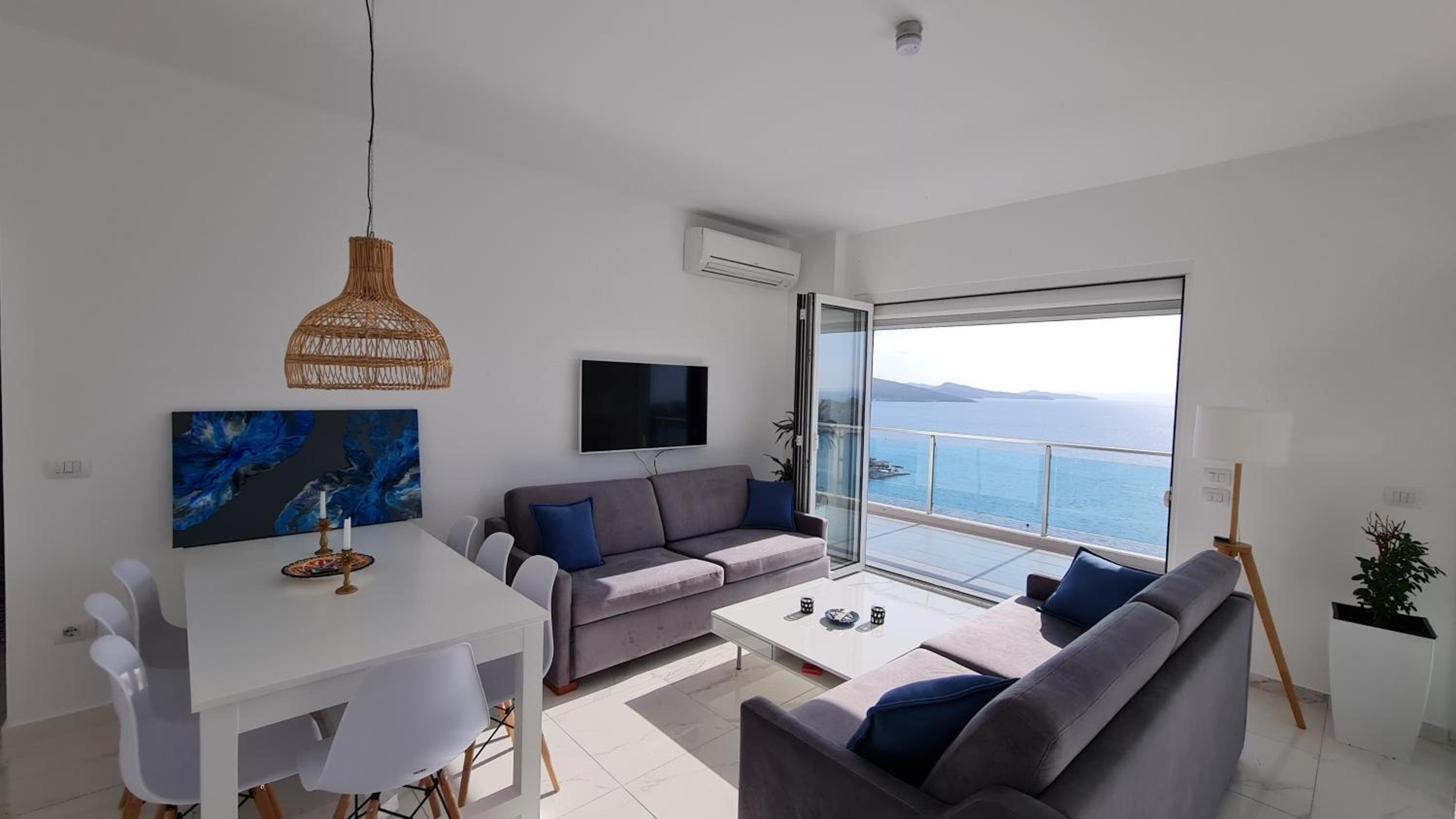 Rocknest Sea View Penthouse