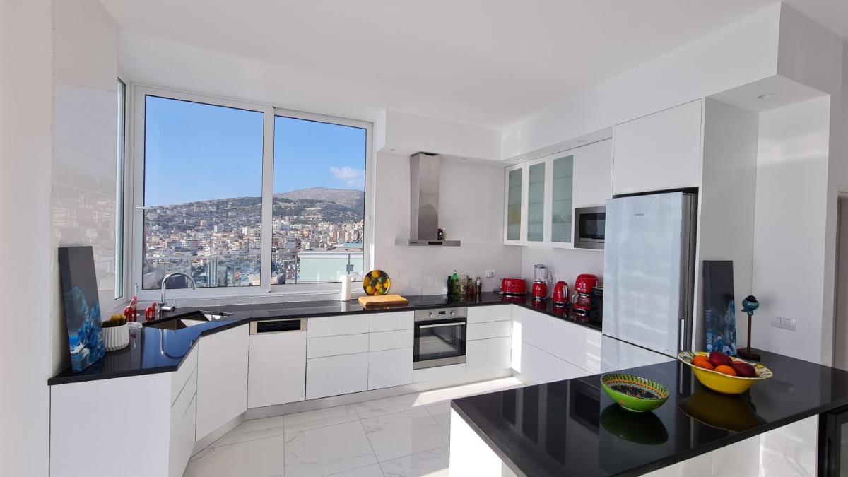 Rocknest Sea View Penthouse