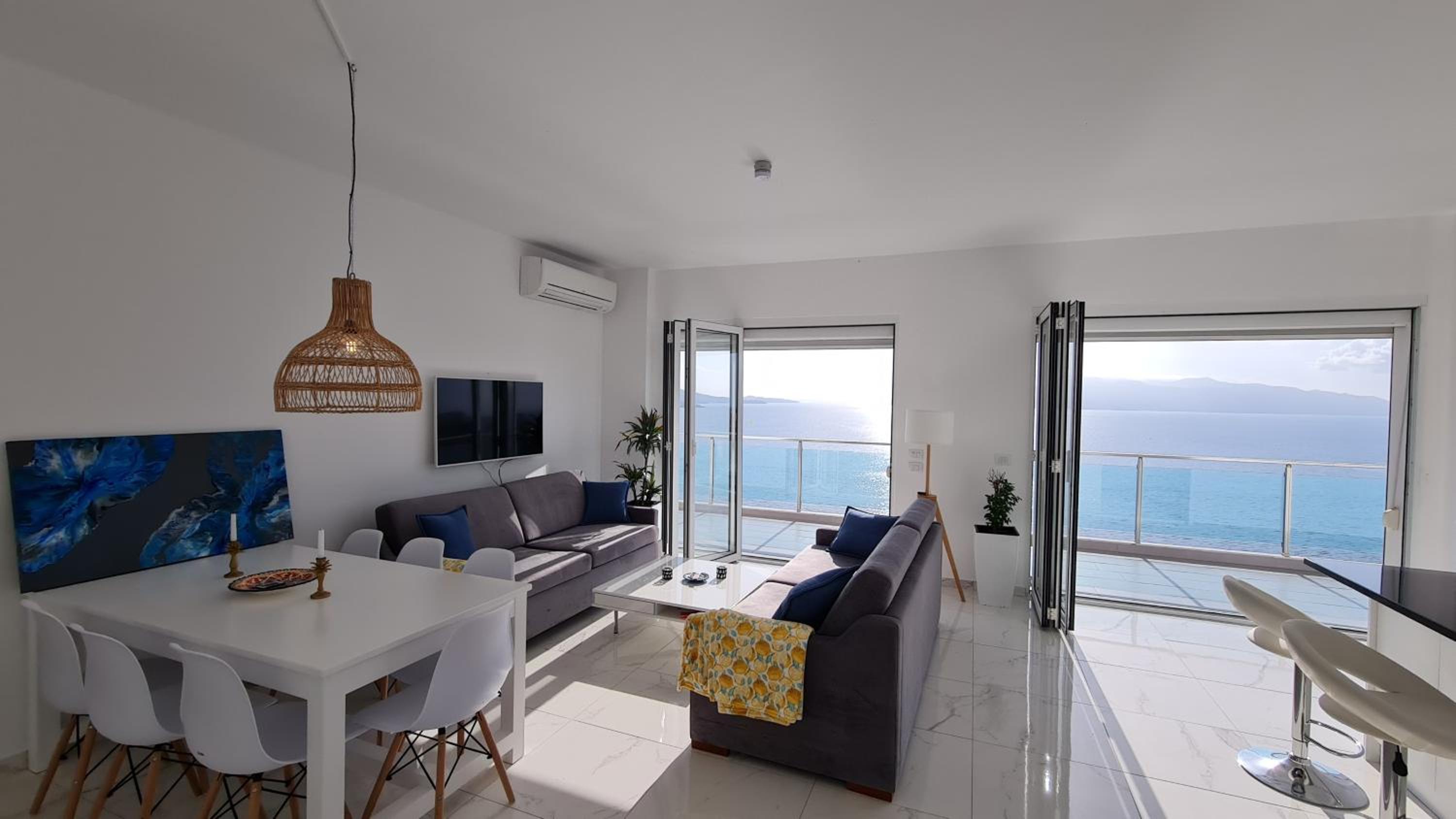 Rocknest Sea View Penthouse