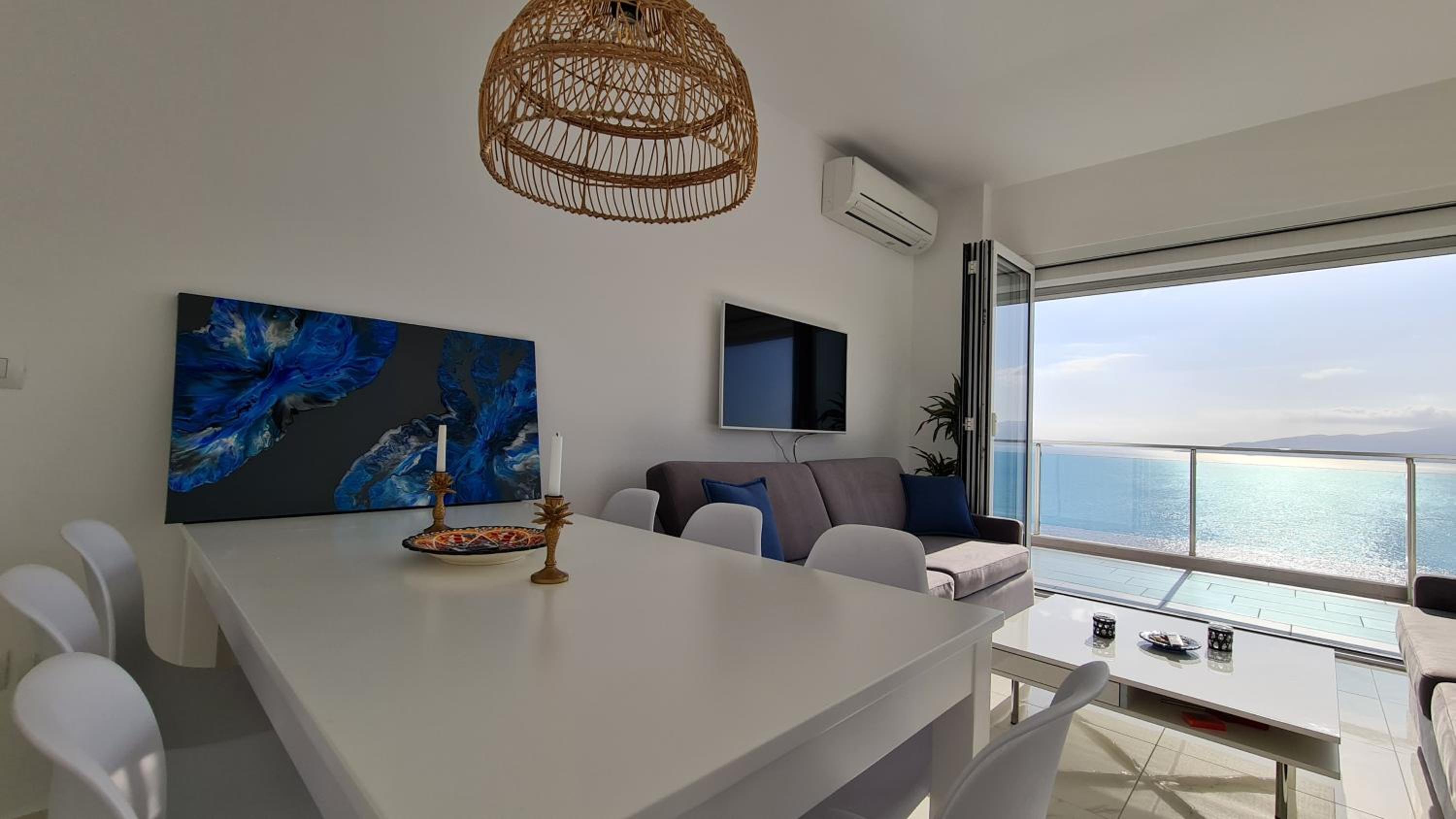 Rocknest Sea View Penthouse