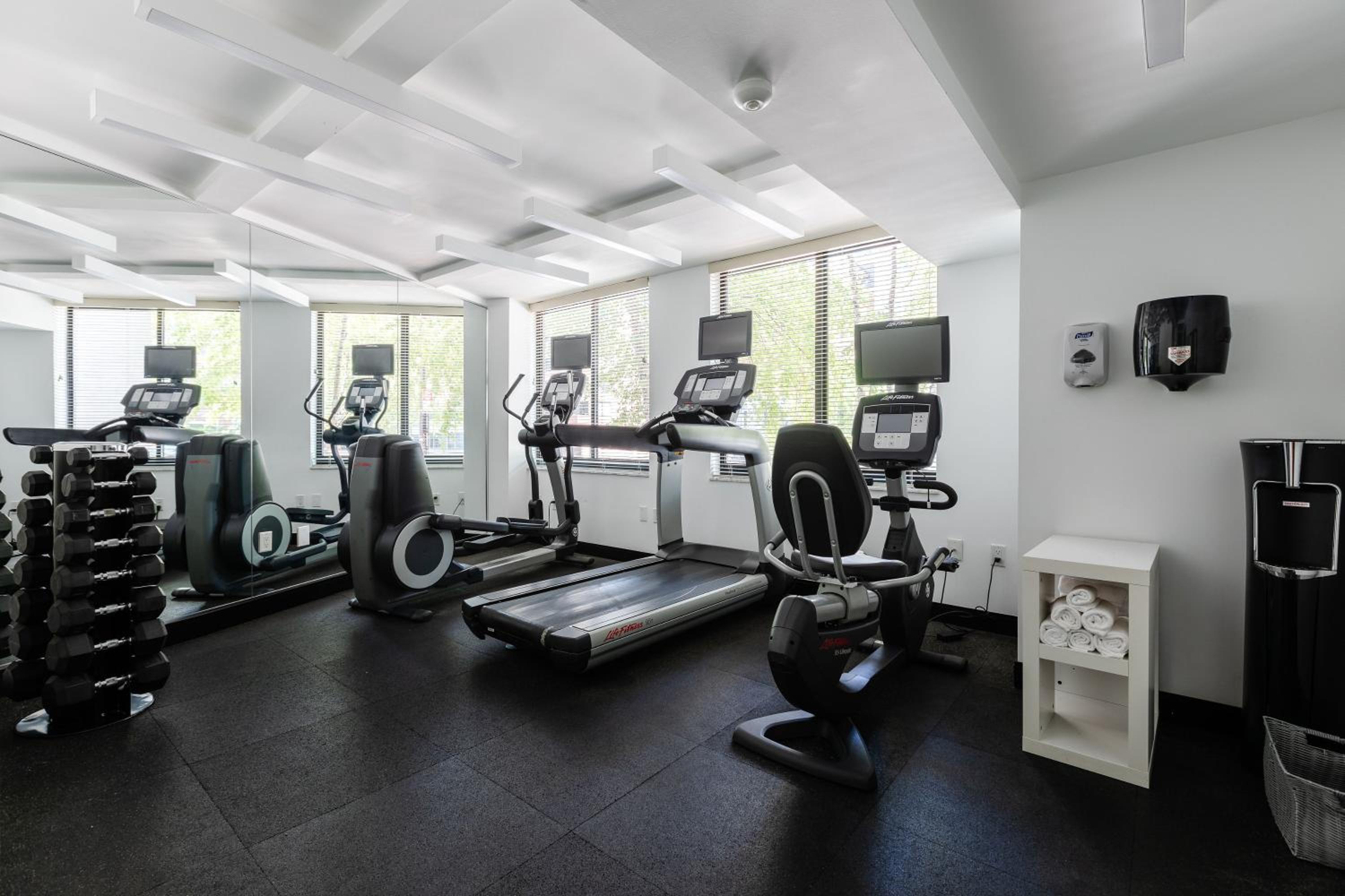 2500 Penn, a Placemakr Experience, 사진 13