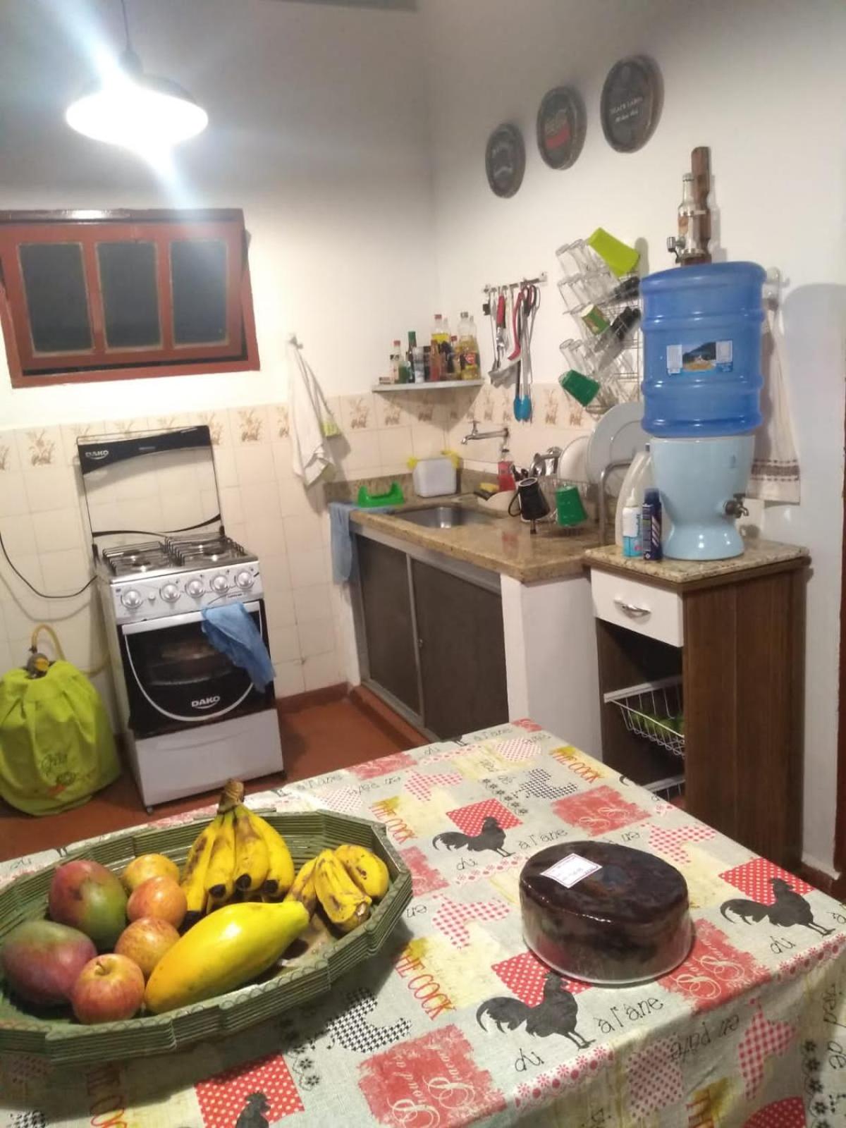 CASA RÚSTICA AMARELA 1 E 2 Meaípe