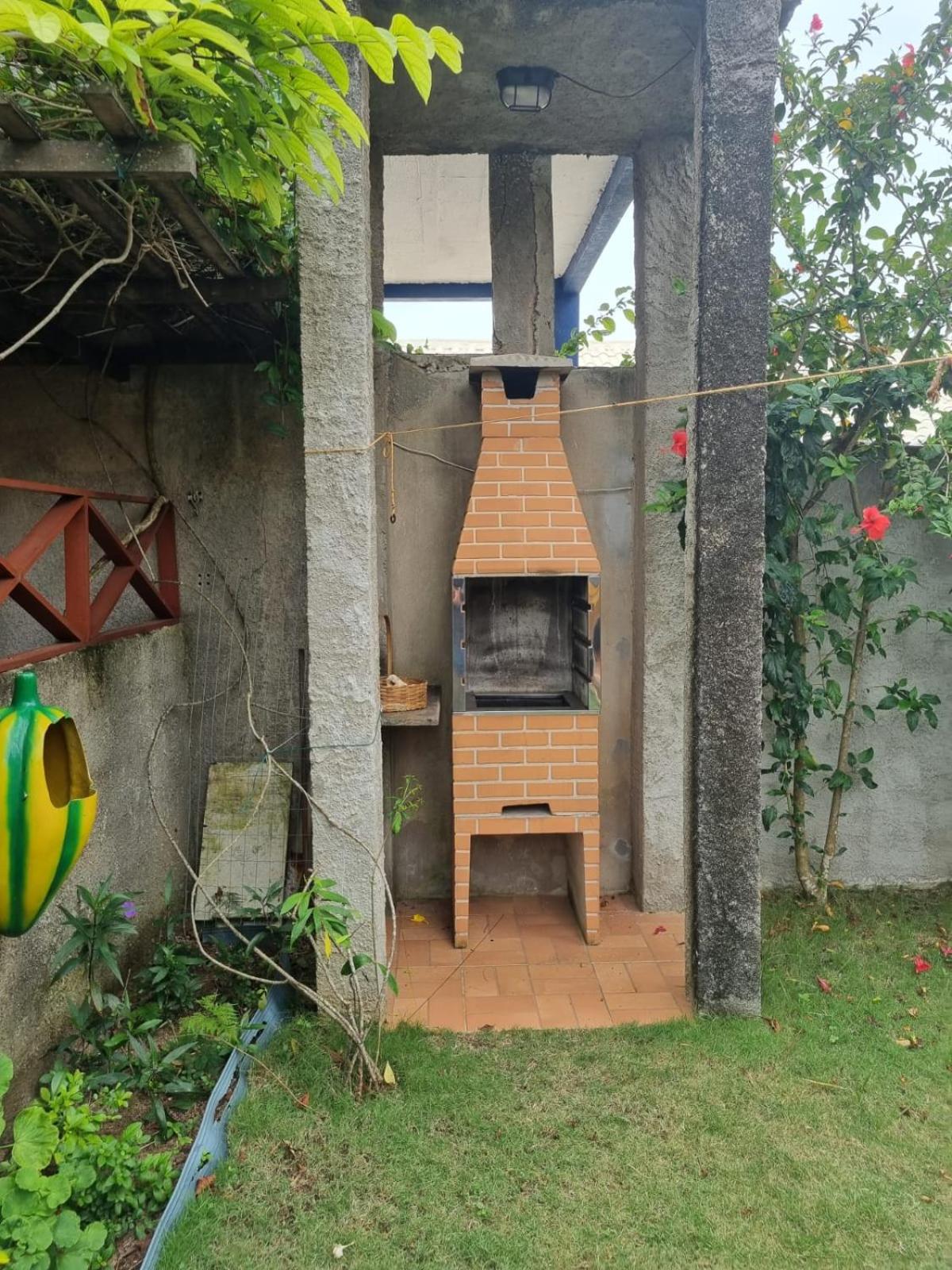 CASA RÚSTICA AMARELA 1 E 2 Meaípe