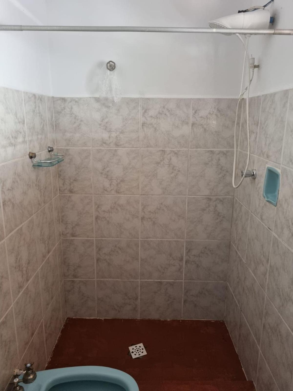CASA RÚSTICA AMARELA 1 E 2 Meaípe