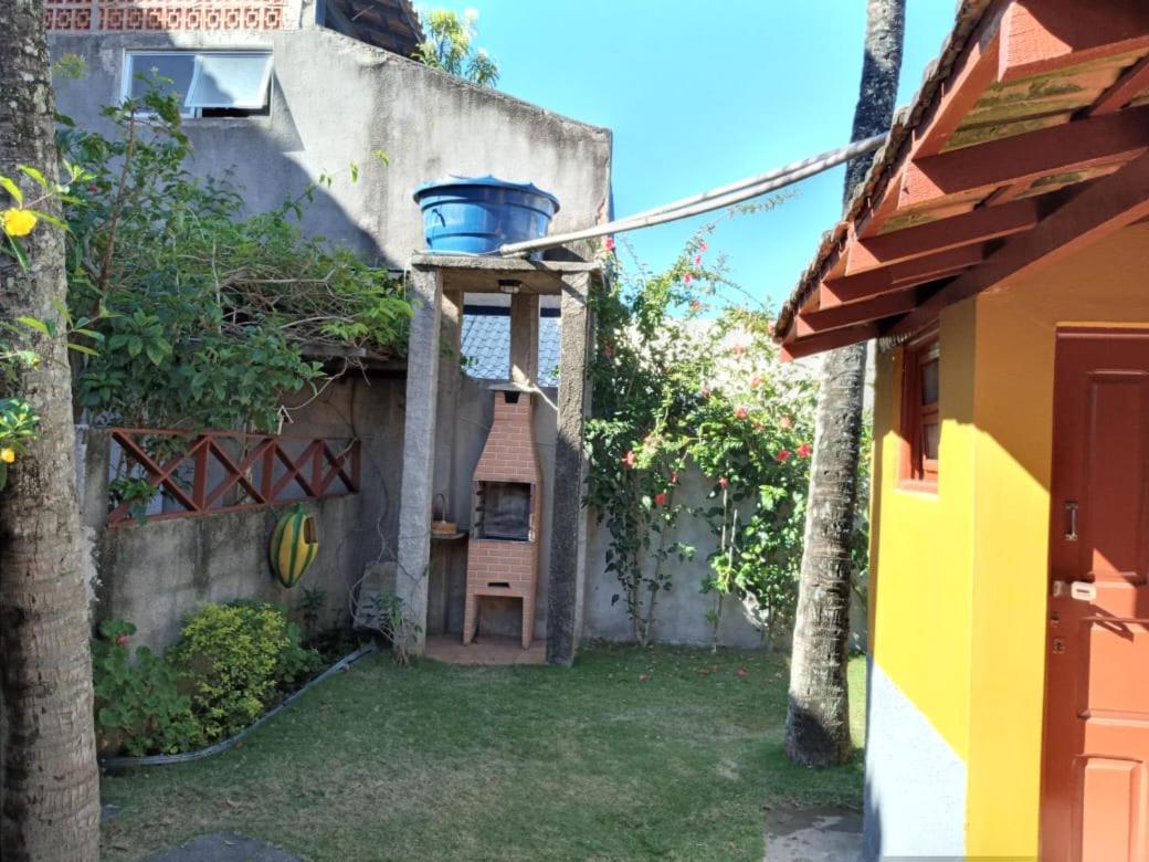 CASA RÚSTICA AMARELA 1 E 2 Meaípe