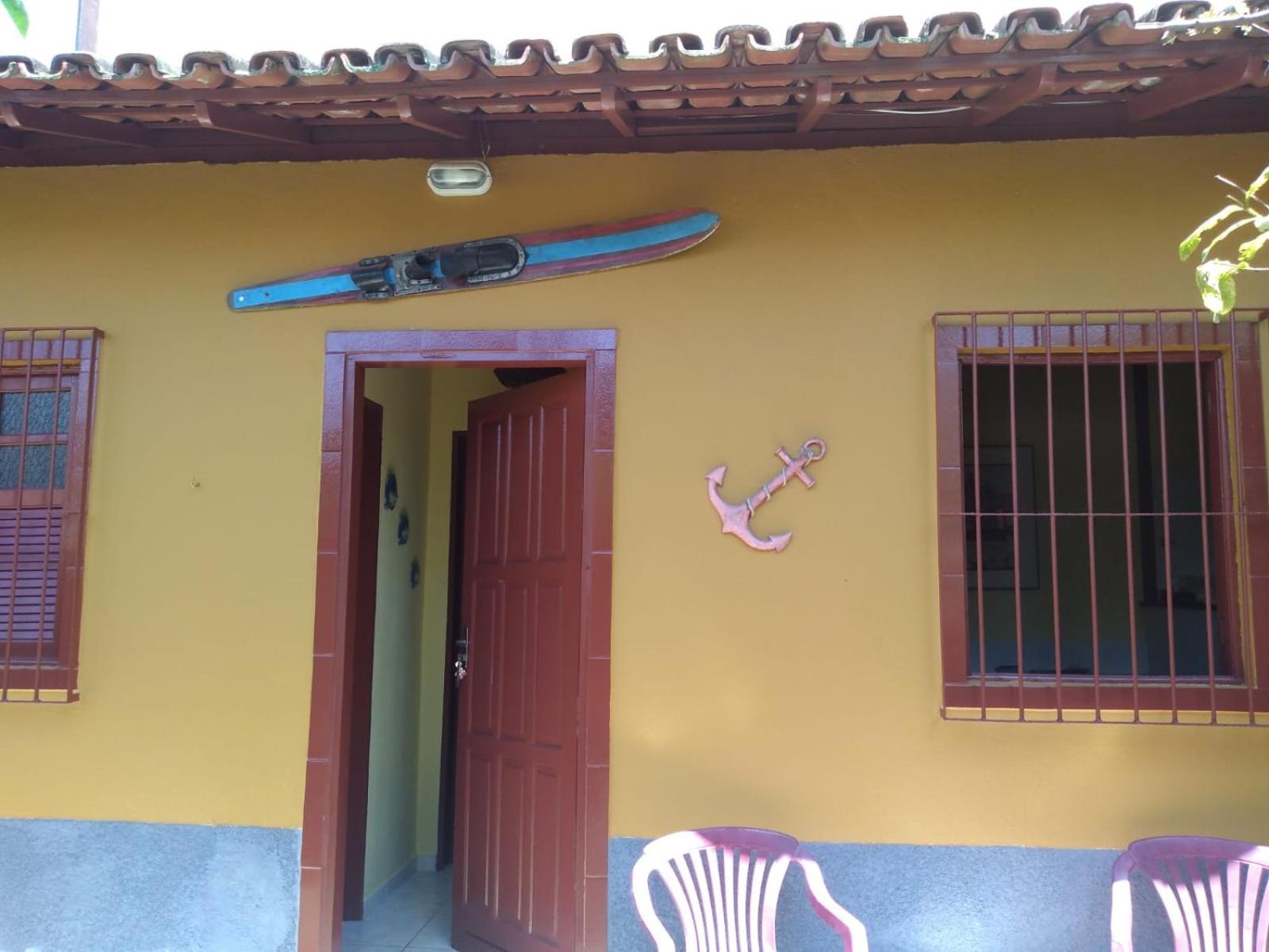 CASA RÚSTICA AMARELA 1 E 2 Meaípe