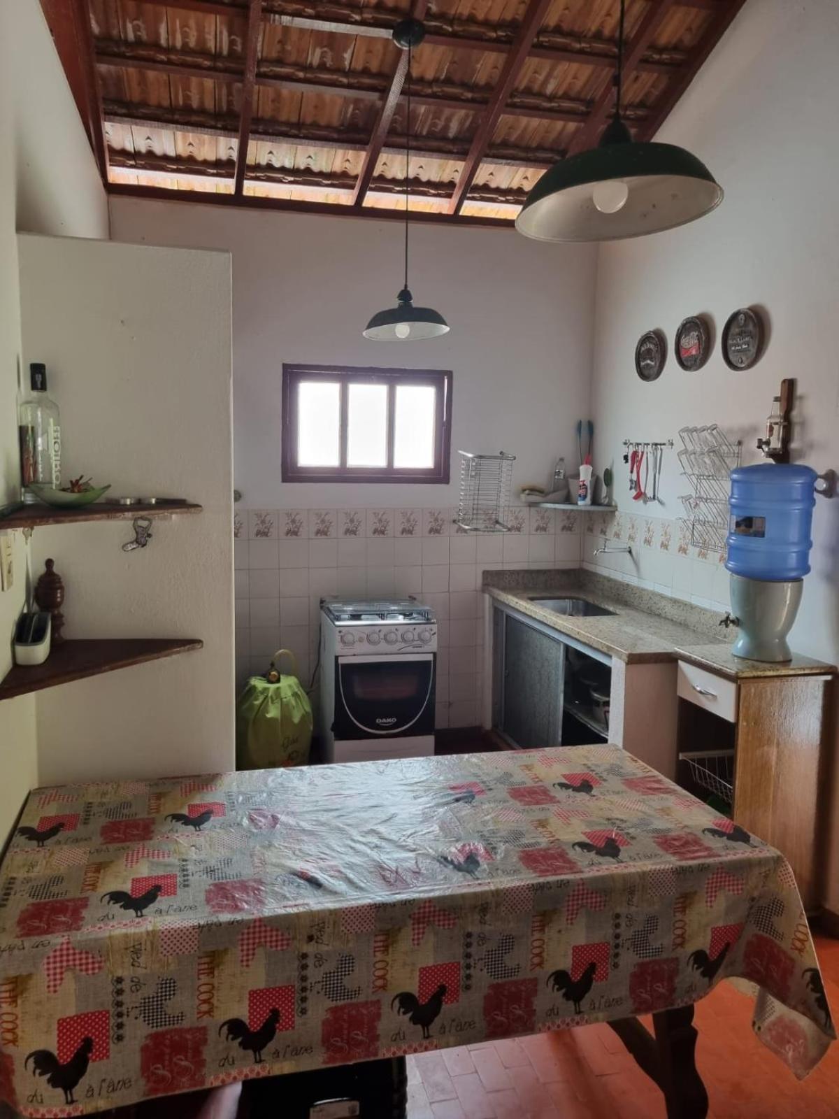CASA RÚSTICA AMARELA 1 E 2 Meaípe
