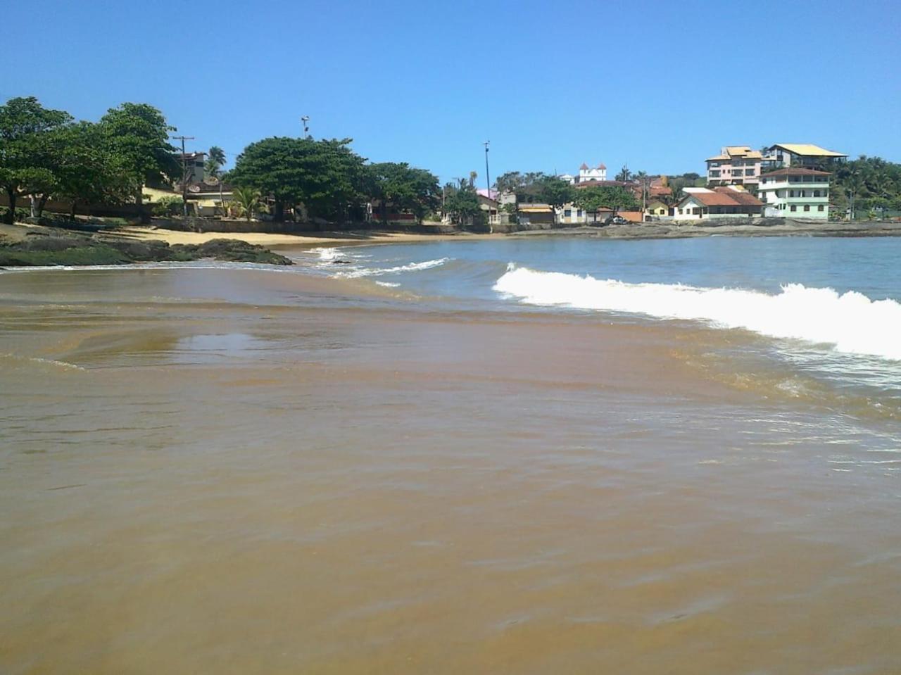 CASA RÚSTICA AMARELA 1 E 2 Meaípe
