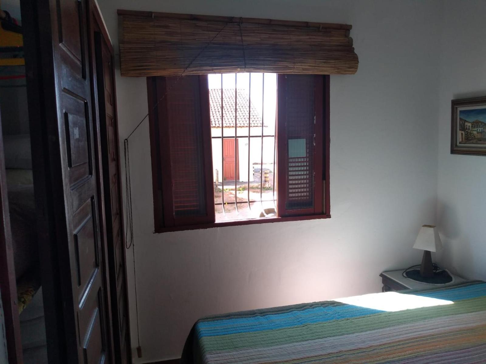 CASA RÚSTICA AMARELA 1 E 2 Meaípe