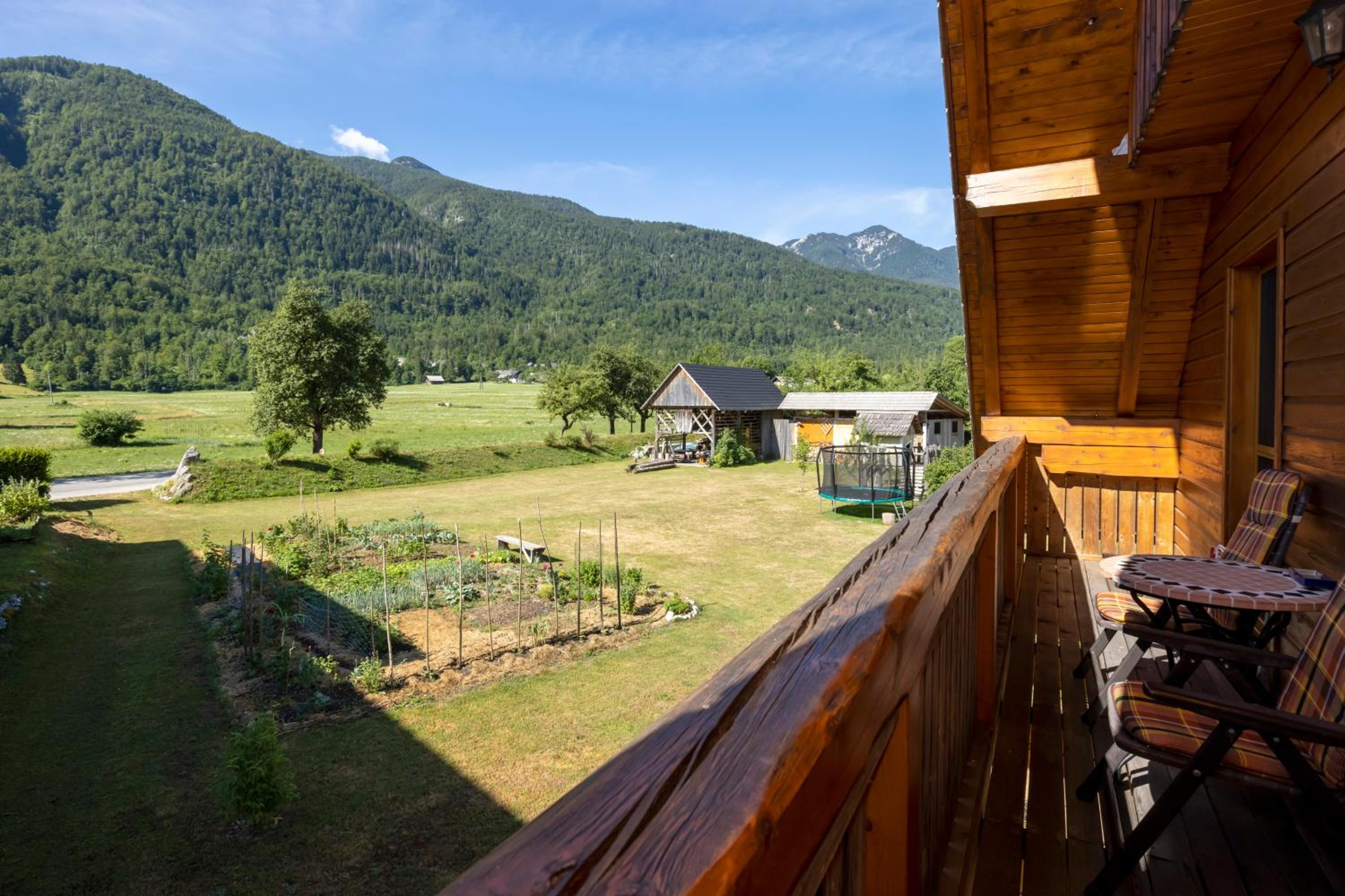 Chalet Pr Dobravc view 3