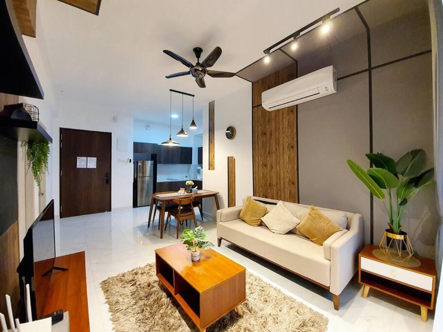 Luxury Troika Kota Bharu by Aura Troika photo 1