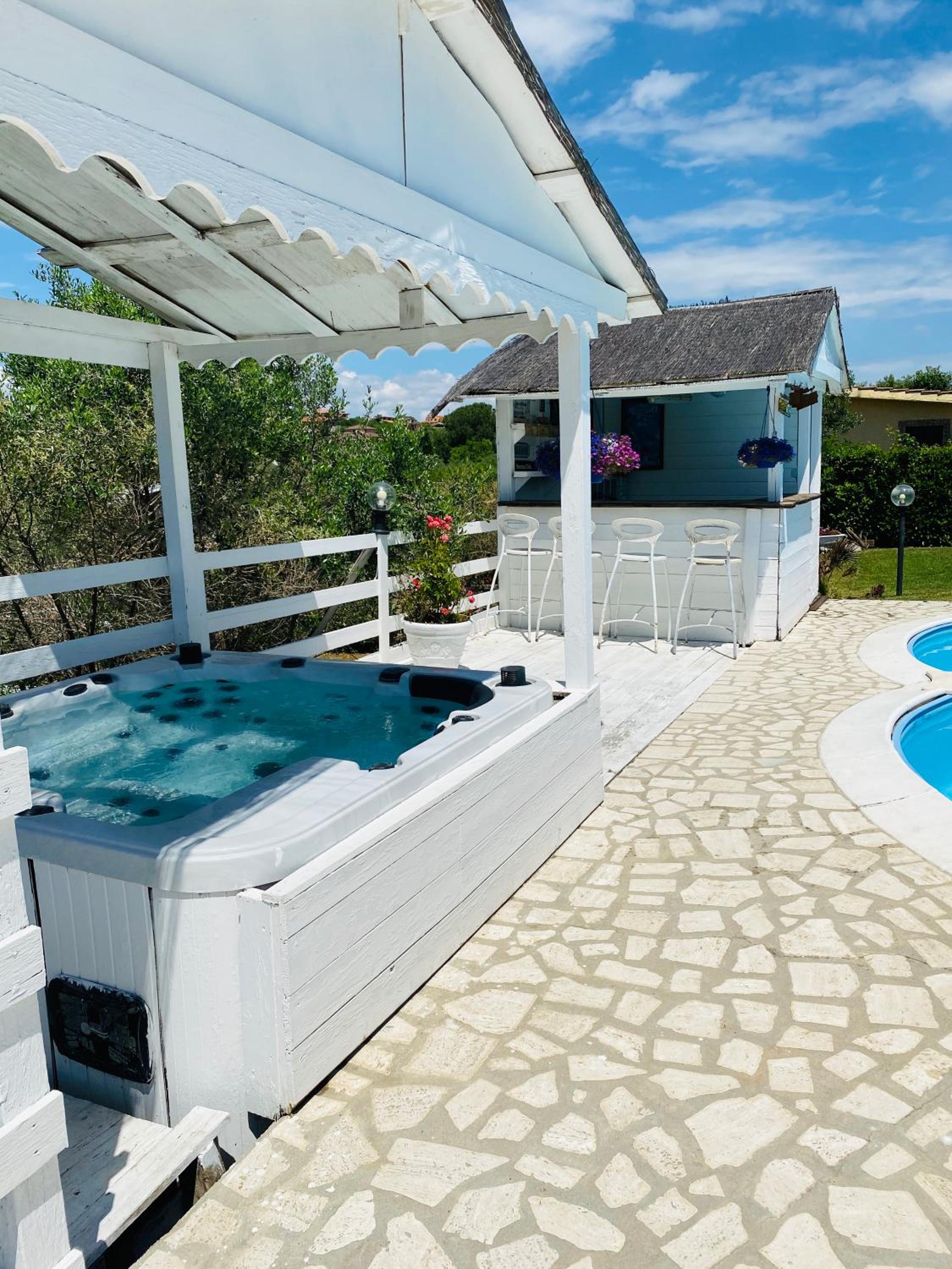 Chanel Garden Relaxation Home