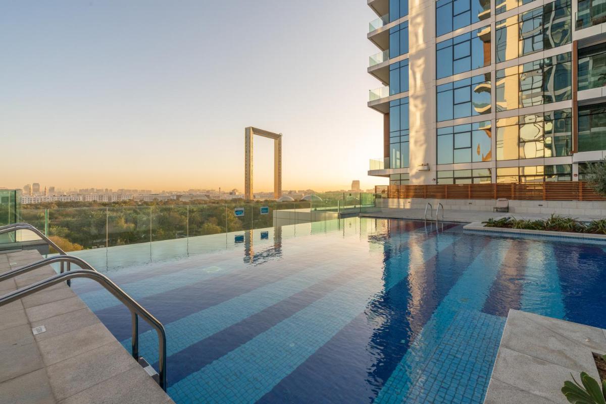 Ultimate Stay / 3 Beds / Gorgeous Frame and Park View / 250m from Metro / 1 Stop from World Trade Center