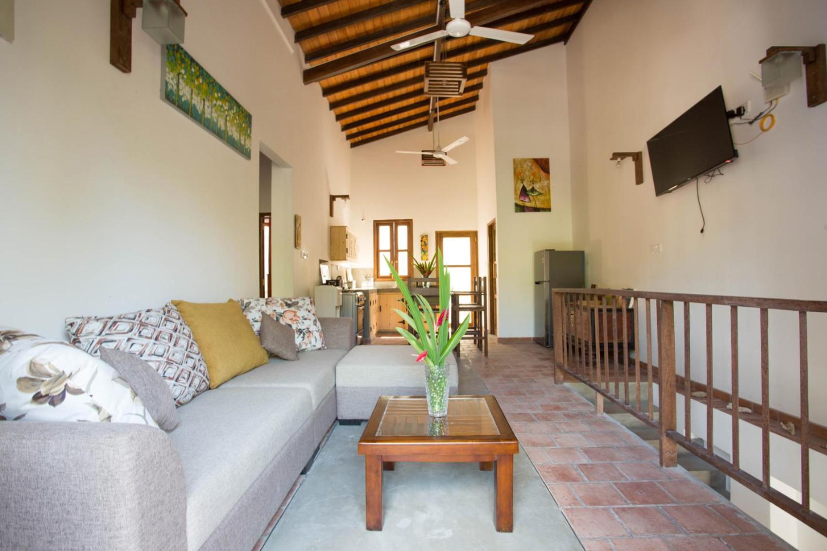 Lotus Bloom- Lovely Apartment near Unawatuna Beach view 5