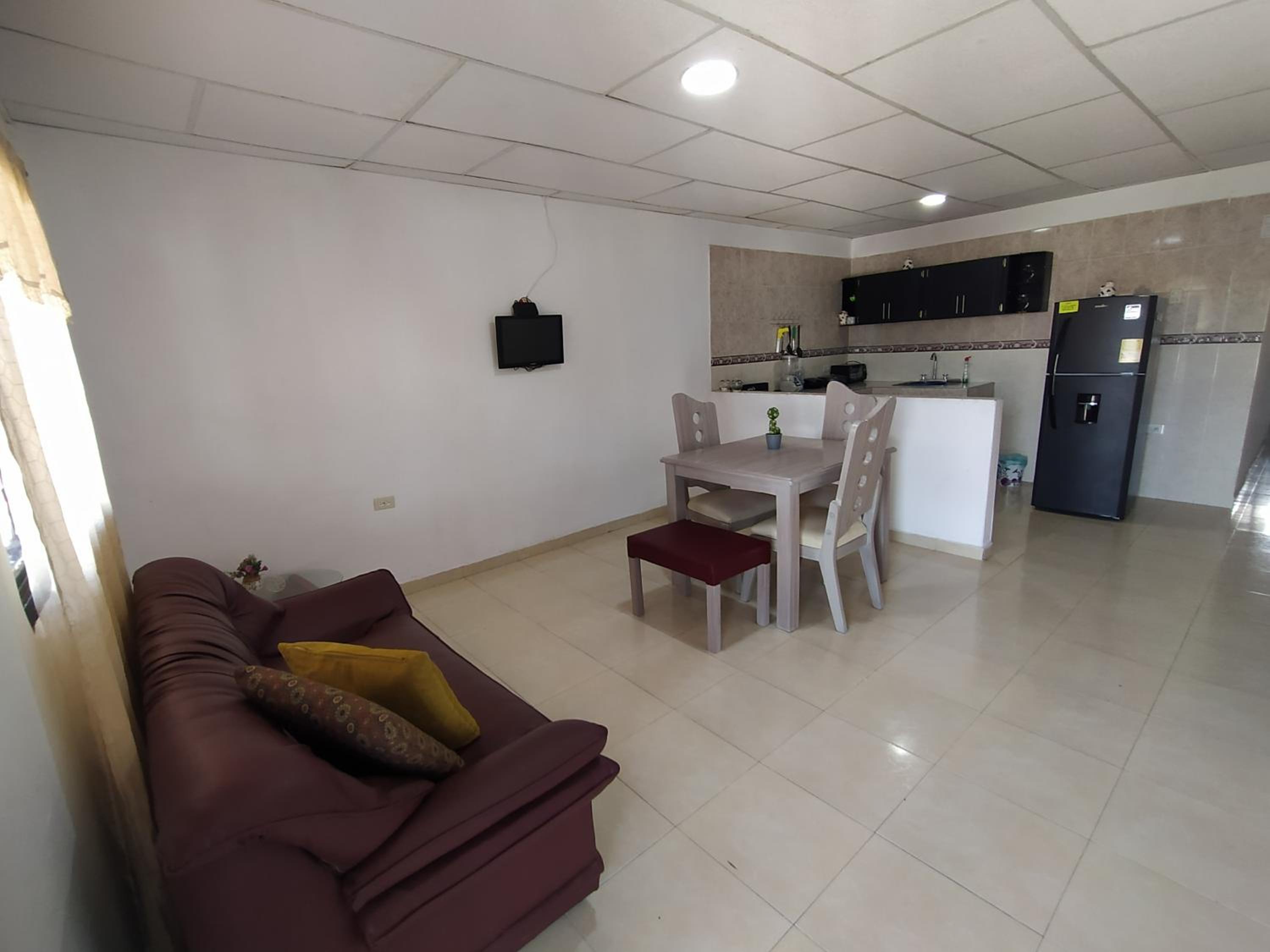 Apartamento #3 completo en excelente ubicación view 2